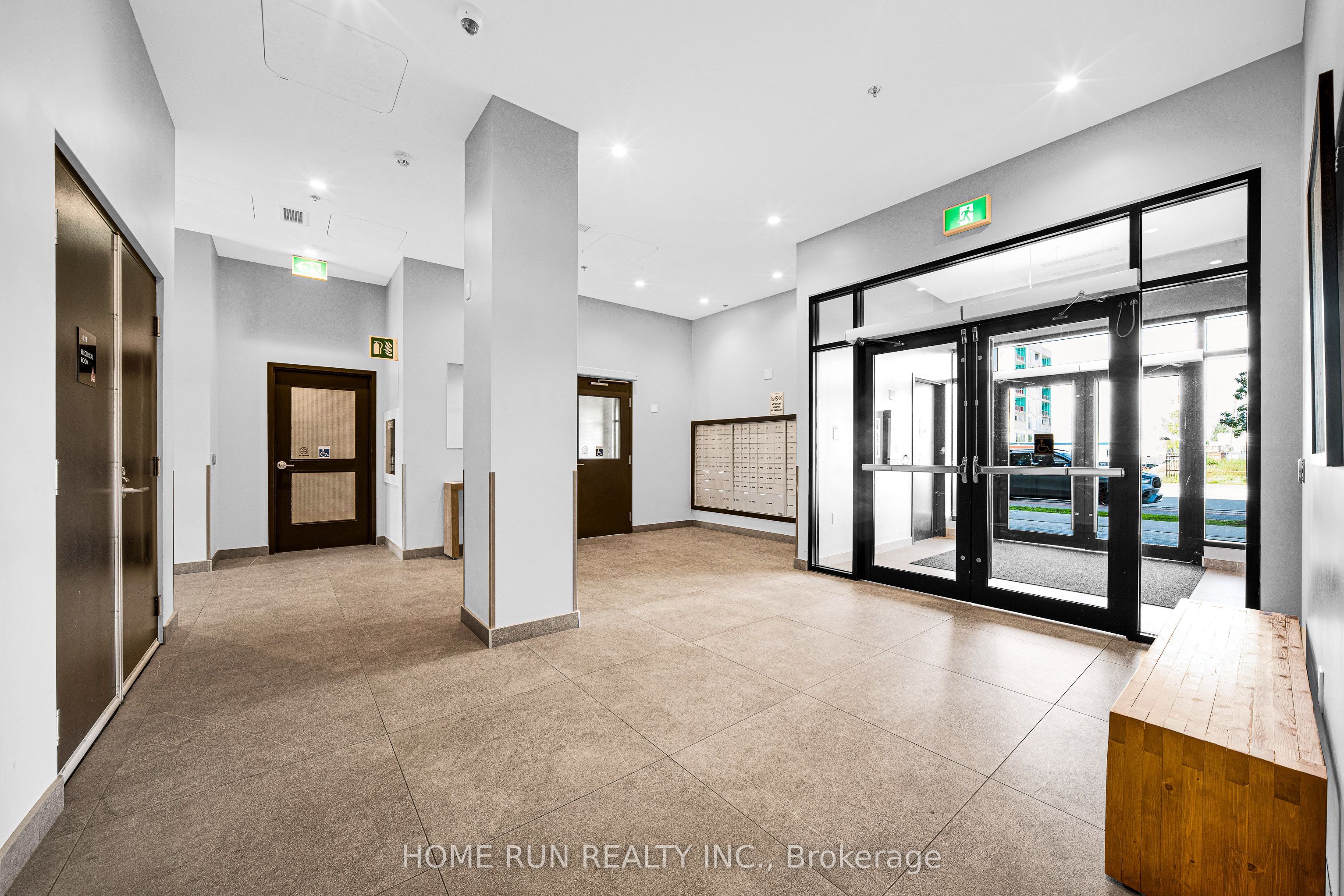 1350 Hemlock Road 320, Manor Park - Cardinal Glen and Area, ON K1K 5C2 photo 4