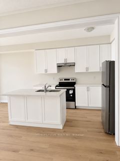 87 Watts Mews, Kawartha Lakes, ON K9V 0T4 photo 5