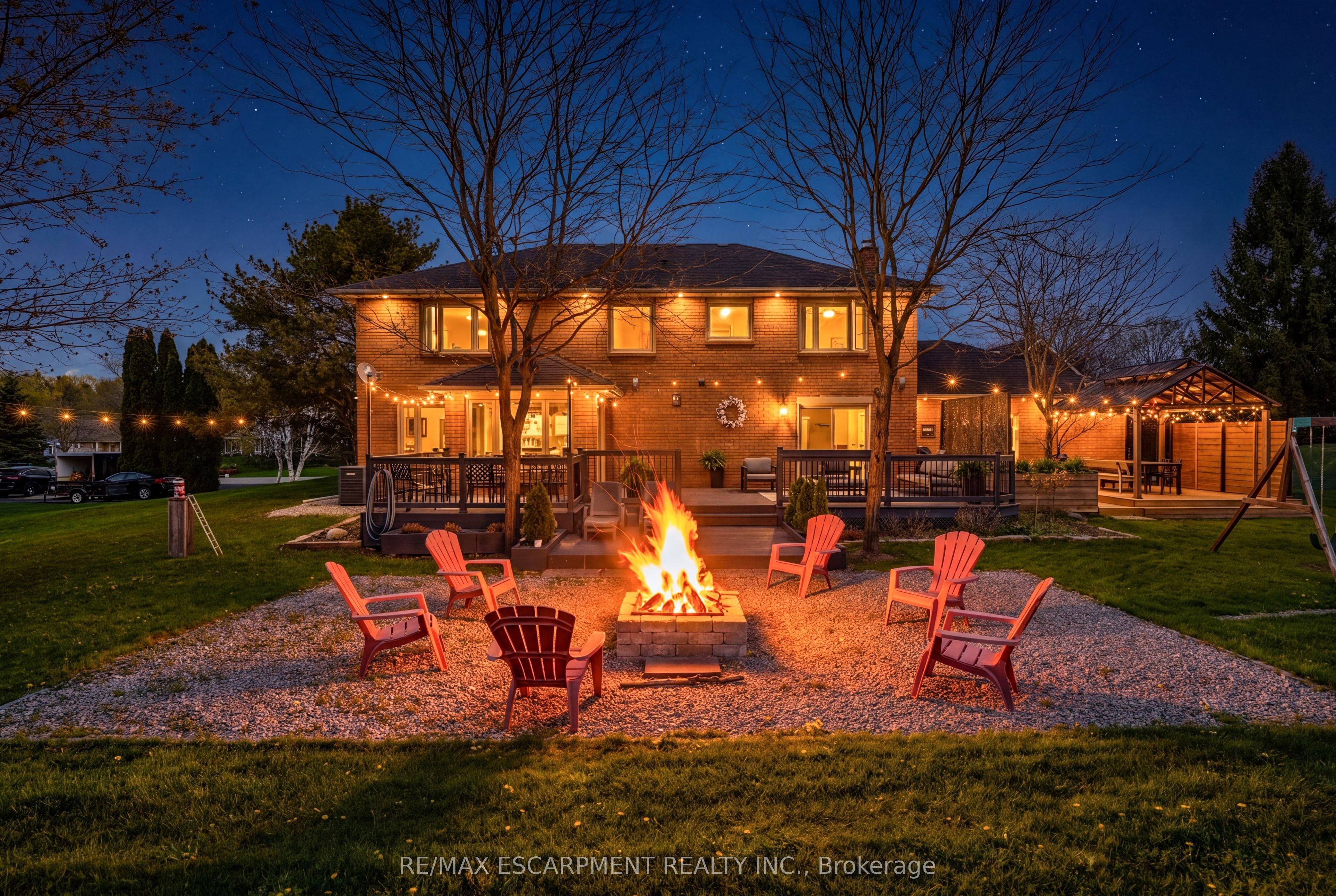 26 Weneil Drive, Hamilton, ON L8B 0Z6 photo 2