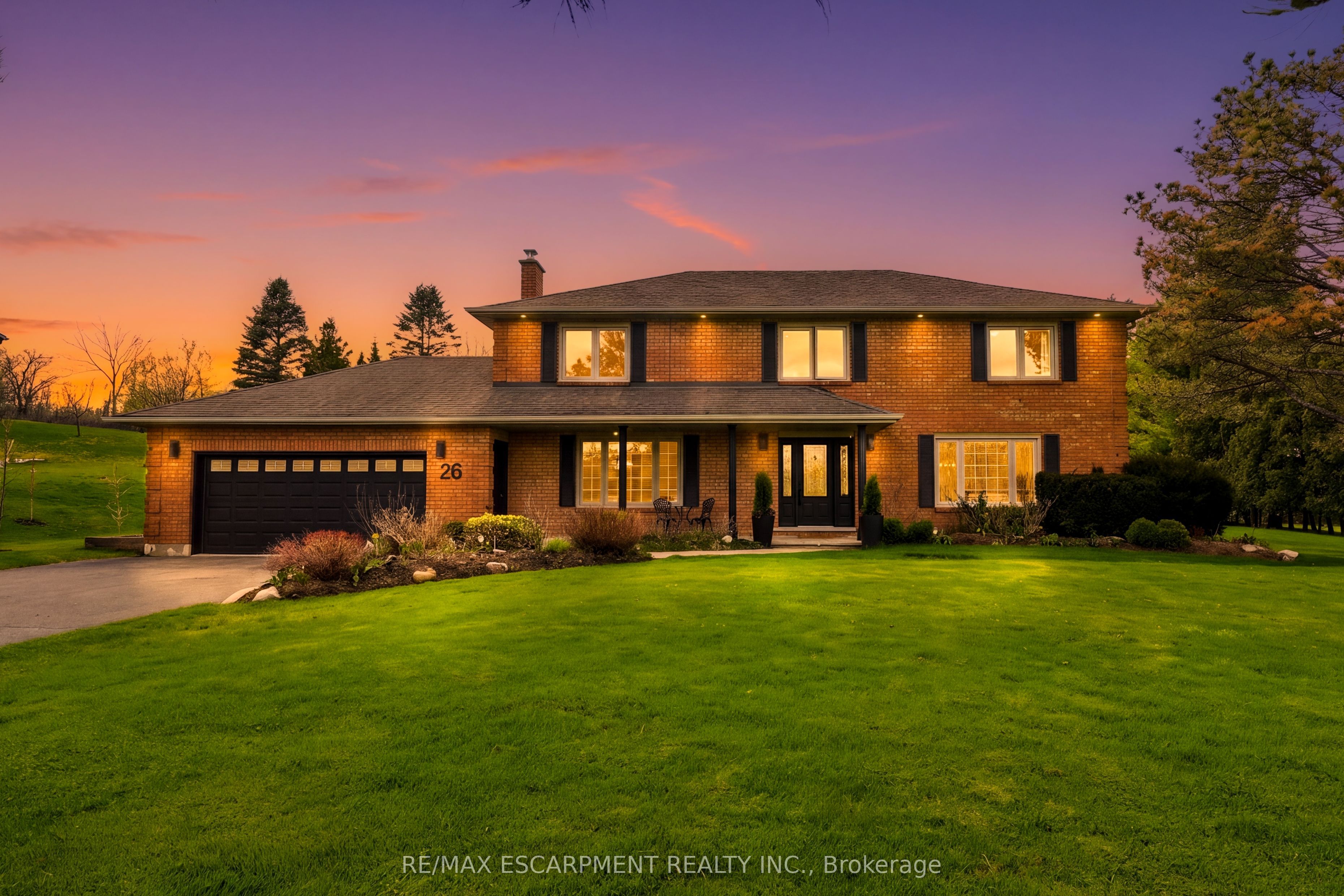 26 Weneil Drive, Hamilton, ON L8B 0Z6 photo 3