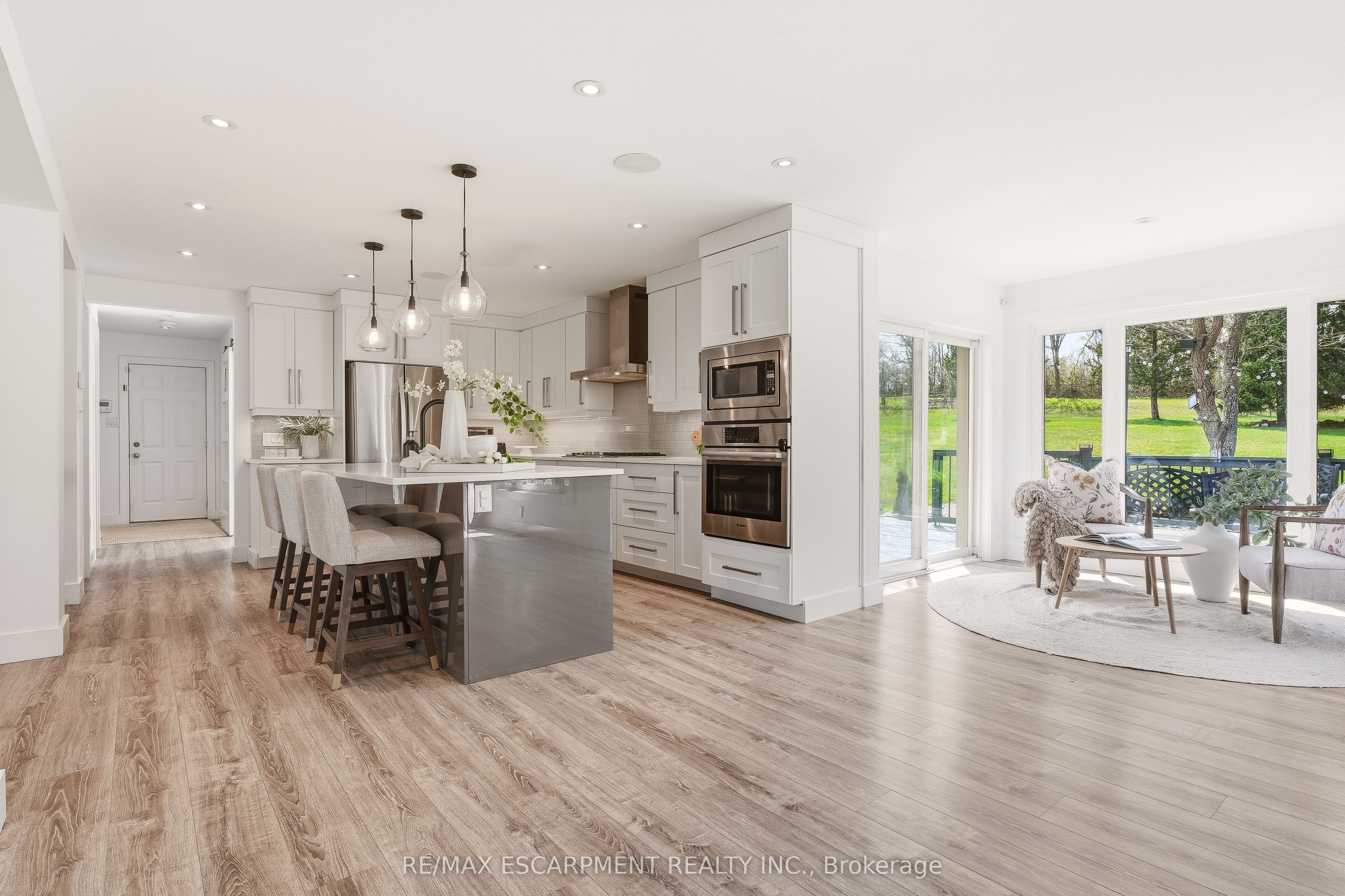 26 Weneil Drive, Hamilton, ON L8B 0Z6 photo 5