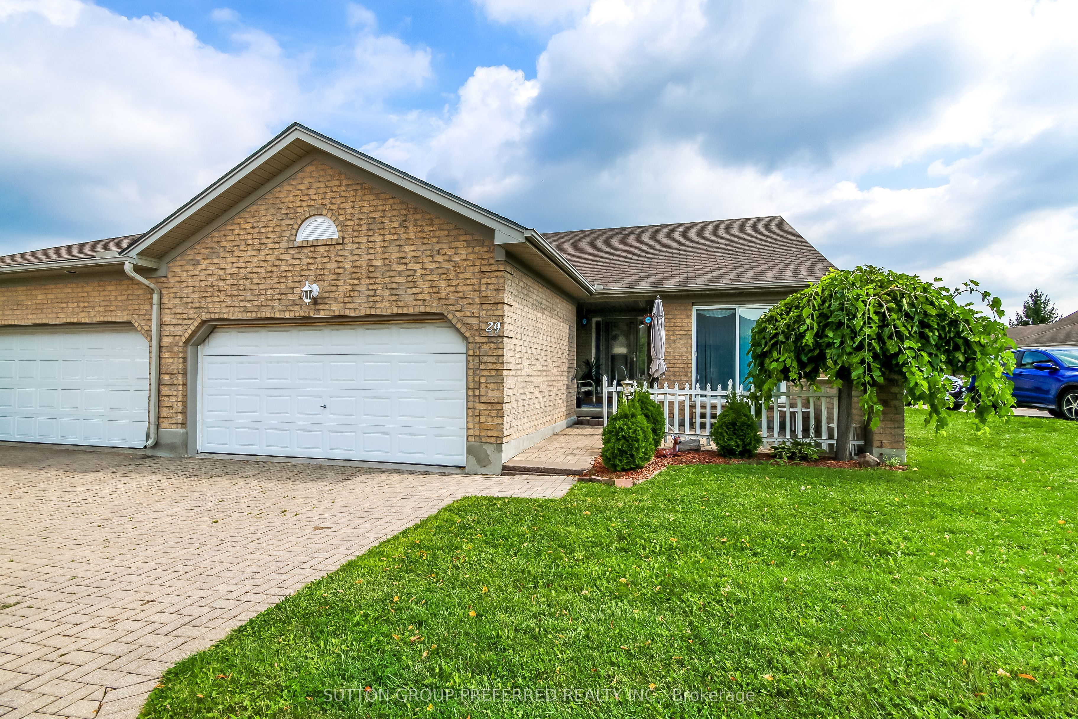 861 Shelborne Street 29, London South, ON N5Z 5C5