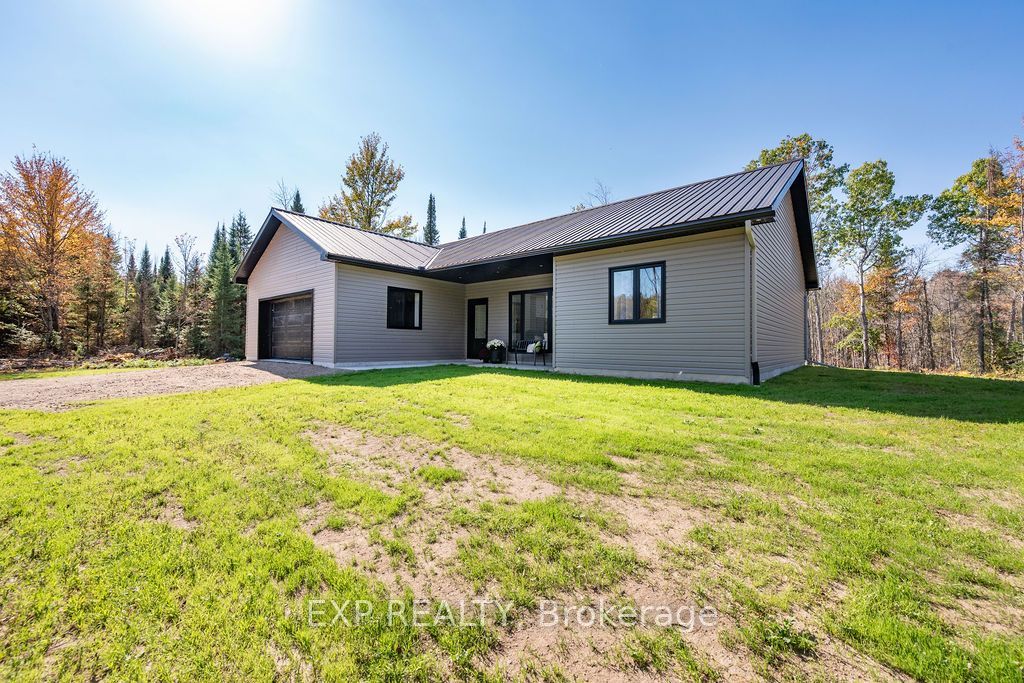 2394A Highway Highway, Admaston/Bromley, ON K7V 3Z7 photo 2