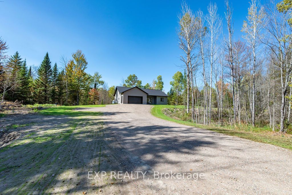 2394A Highway Highway, Admaston/Bromley, ON K7V 3Z7 photo 3