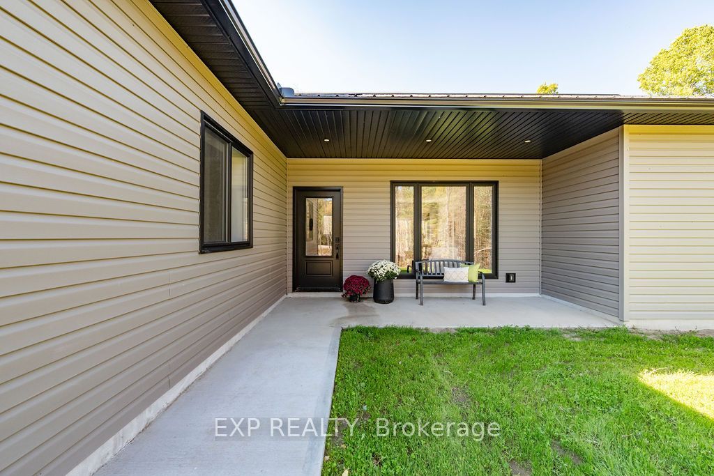 2394A Highway Highway, Admaston/Bromley, ON K7V 3Z7 photo 4