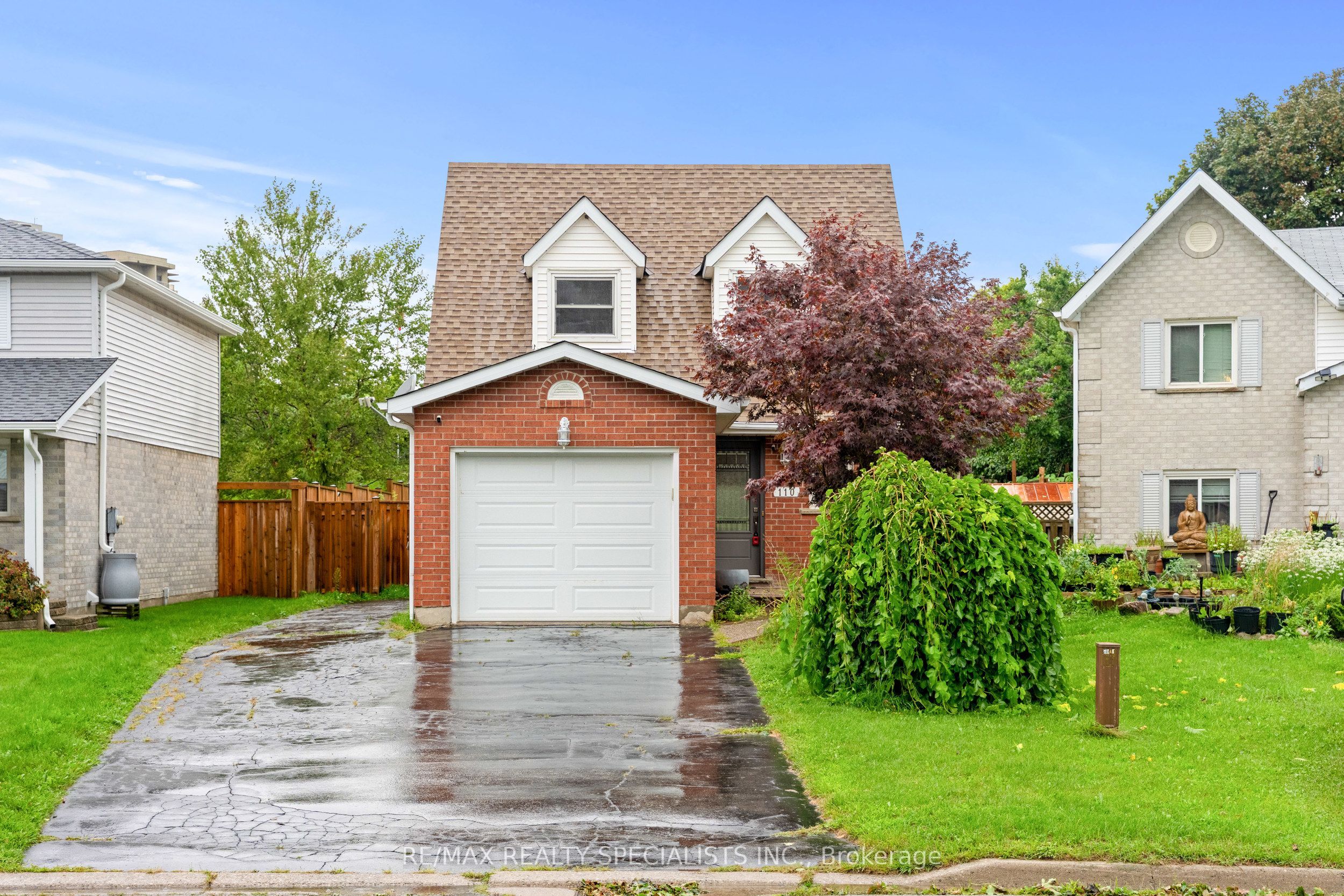 110 Steeles Crescent, Cambridge, ON N1R 8C4 photo 2