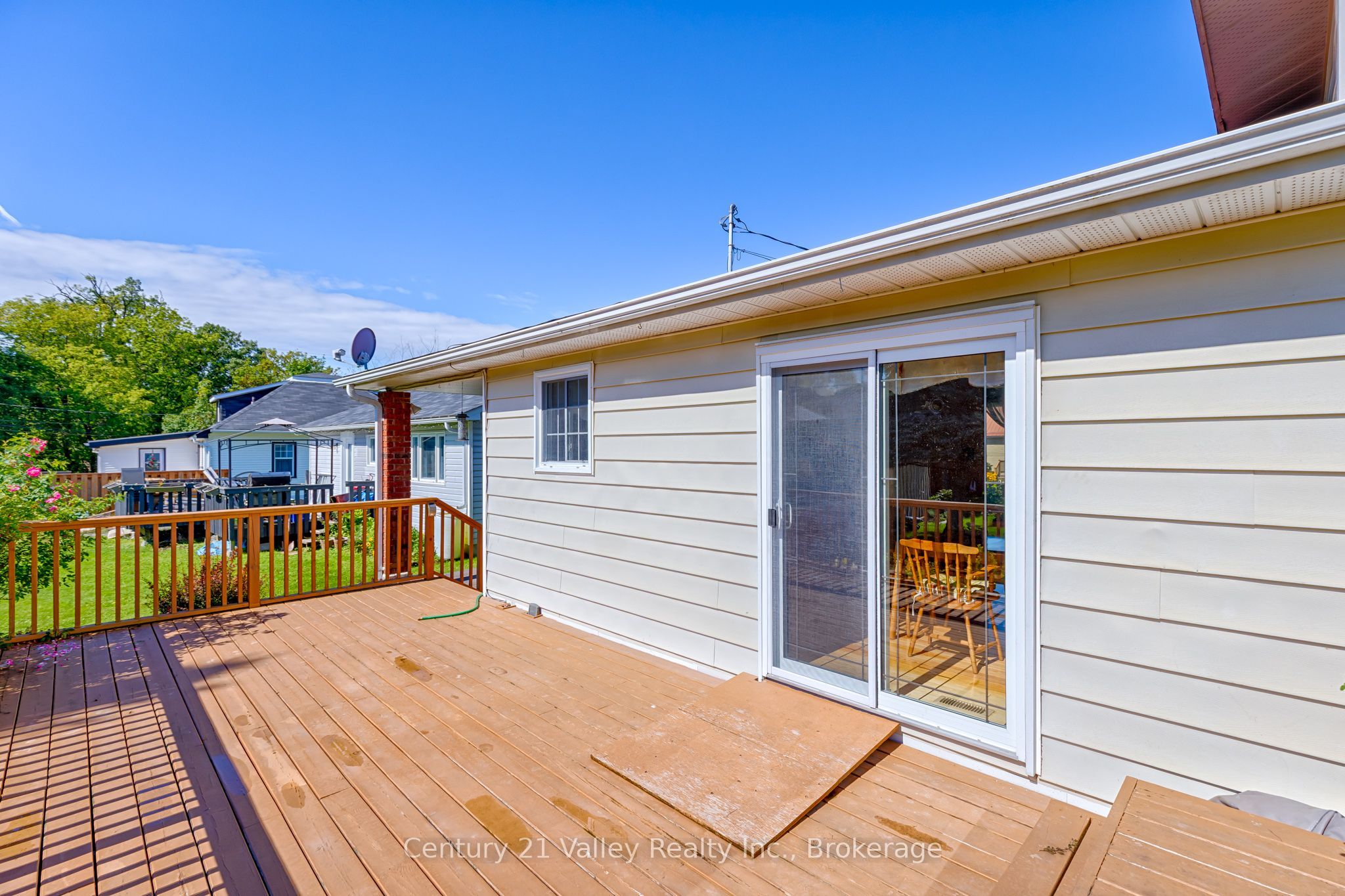 361 Sidney Avenue E, Renfrew, ON K7V 2X7 photo 4