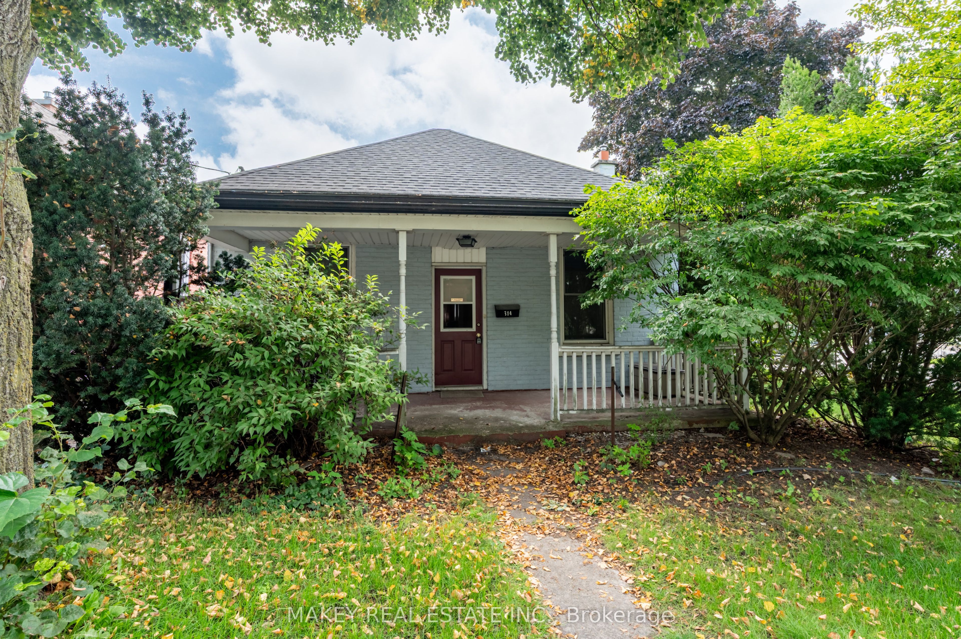 314 Queen Street, Woodstock, ON N4S 1M1