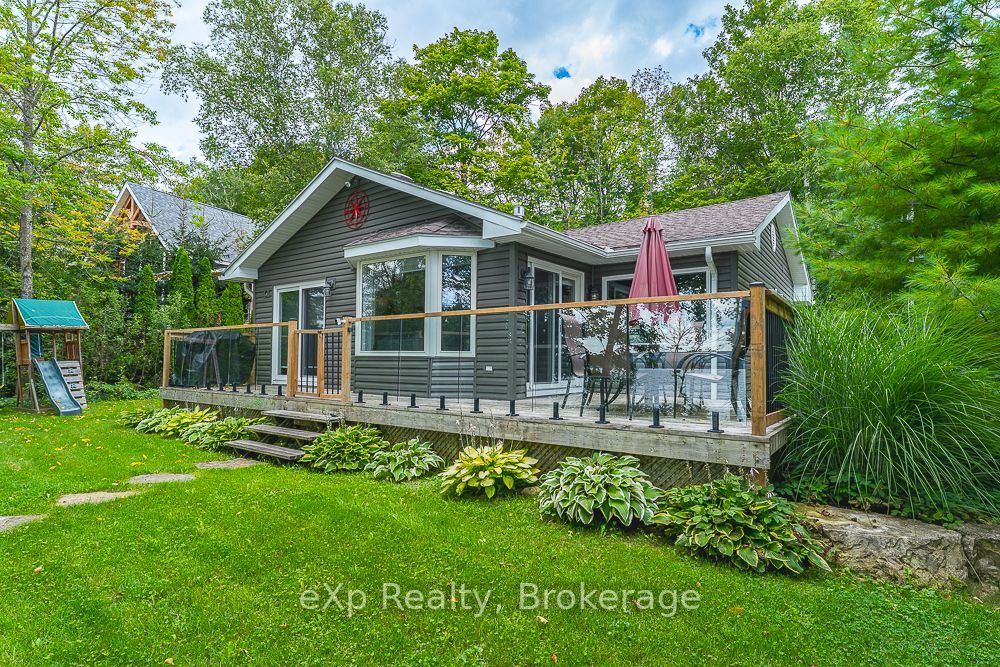 1 1st Avenue S, South Bruce Peninsula, ON N0H 2T0