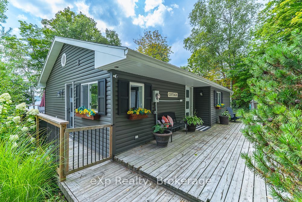 1 1st Avenue S, South Bruce Peninsula, ON N0H 2T0 photo 3