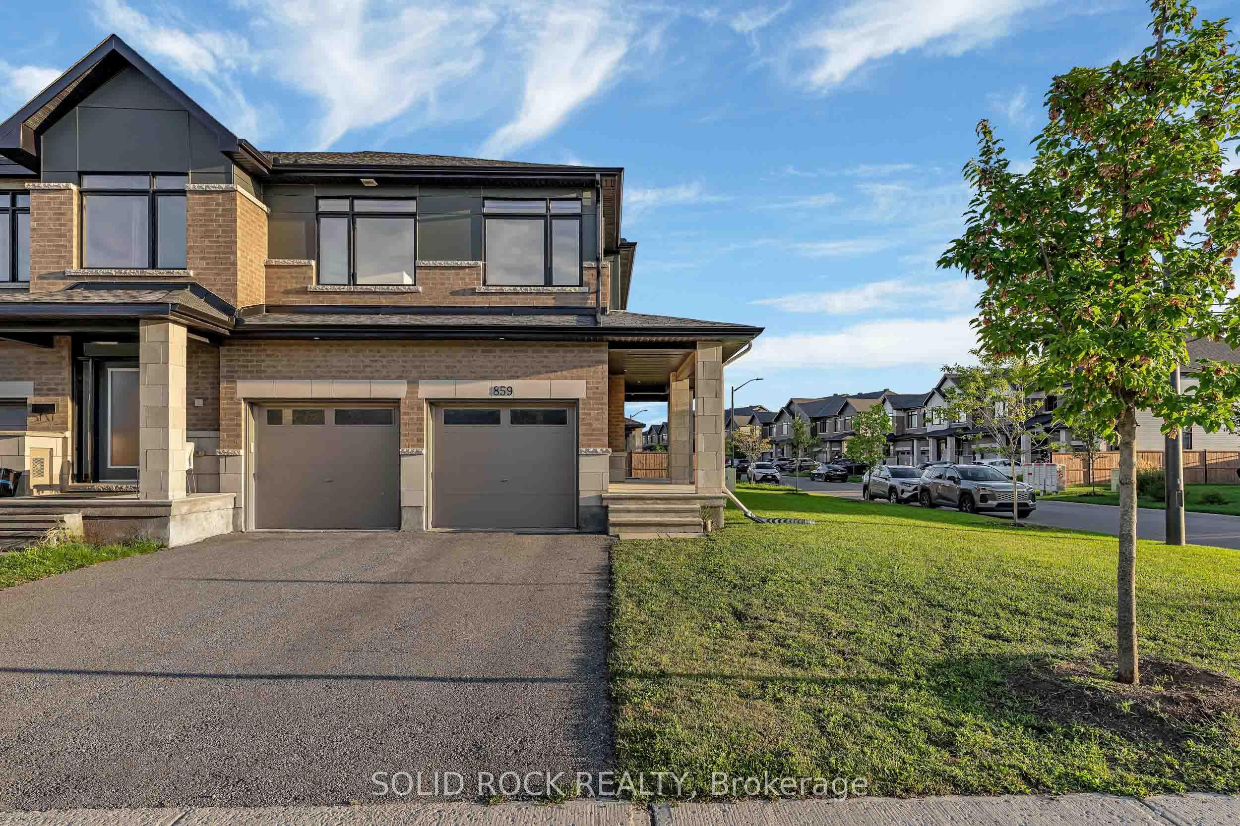 859 E Solarium Avenue E, Blossom Park - Airport and Area, ON K4M 0H1 photo 2