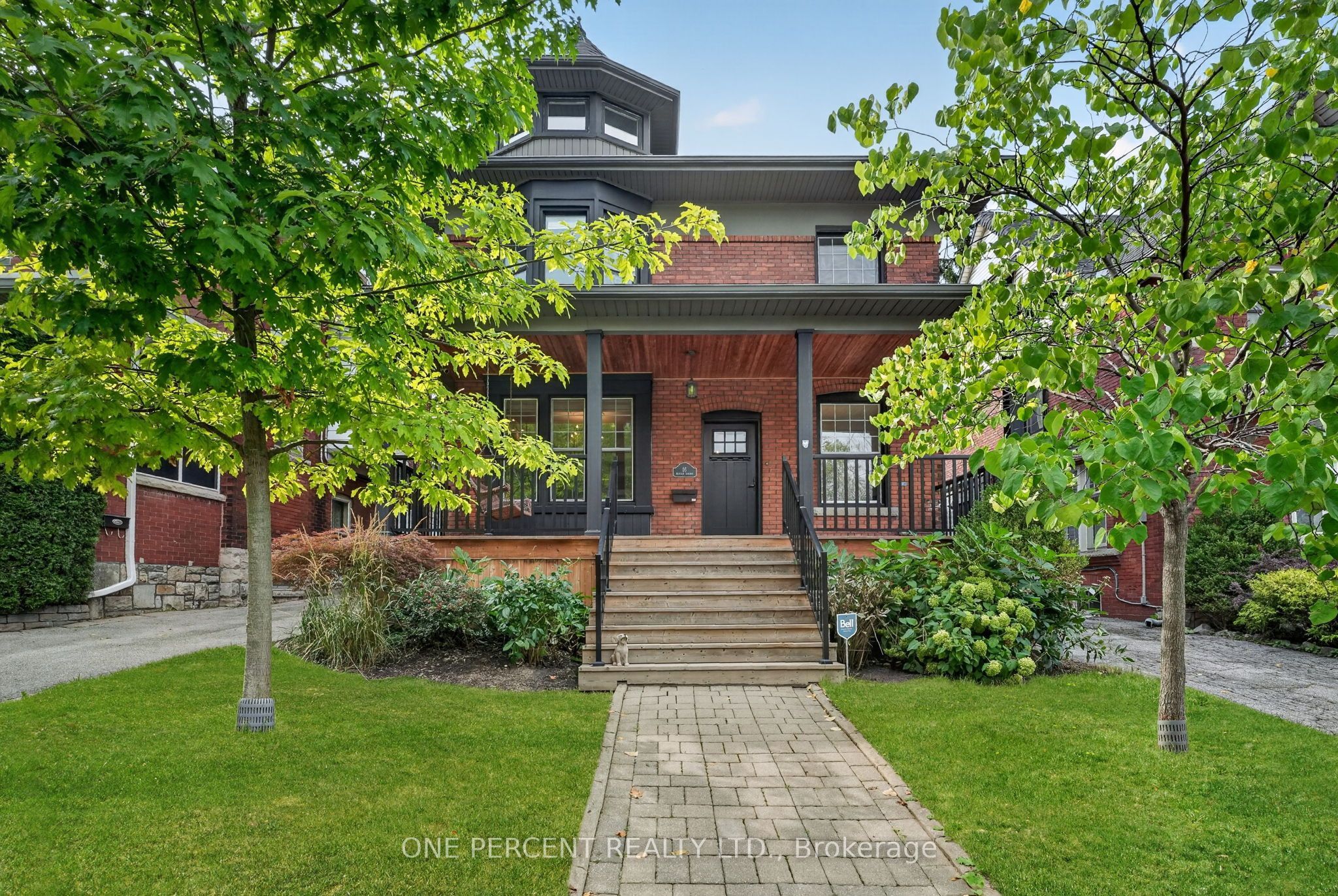 16 Beulah Avenue, Hamilton, ON L8P 4G9