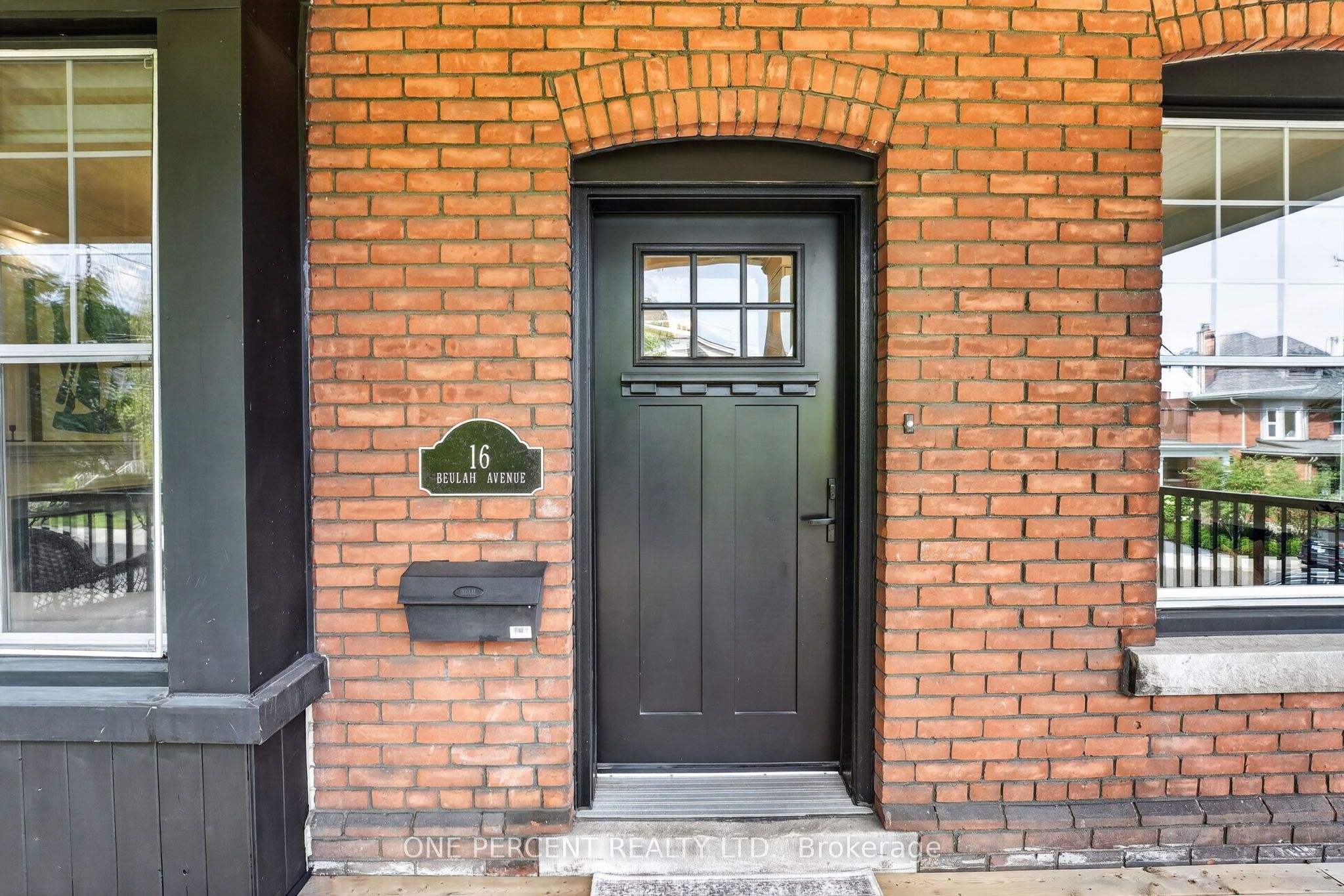 16 Beulah Avenue, Hamilton, ON L8P 4G9 photo 3