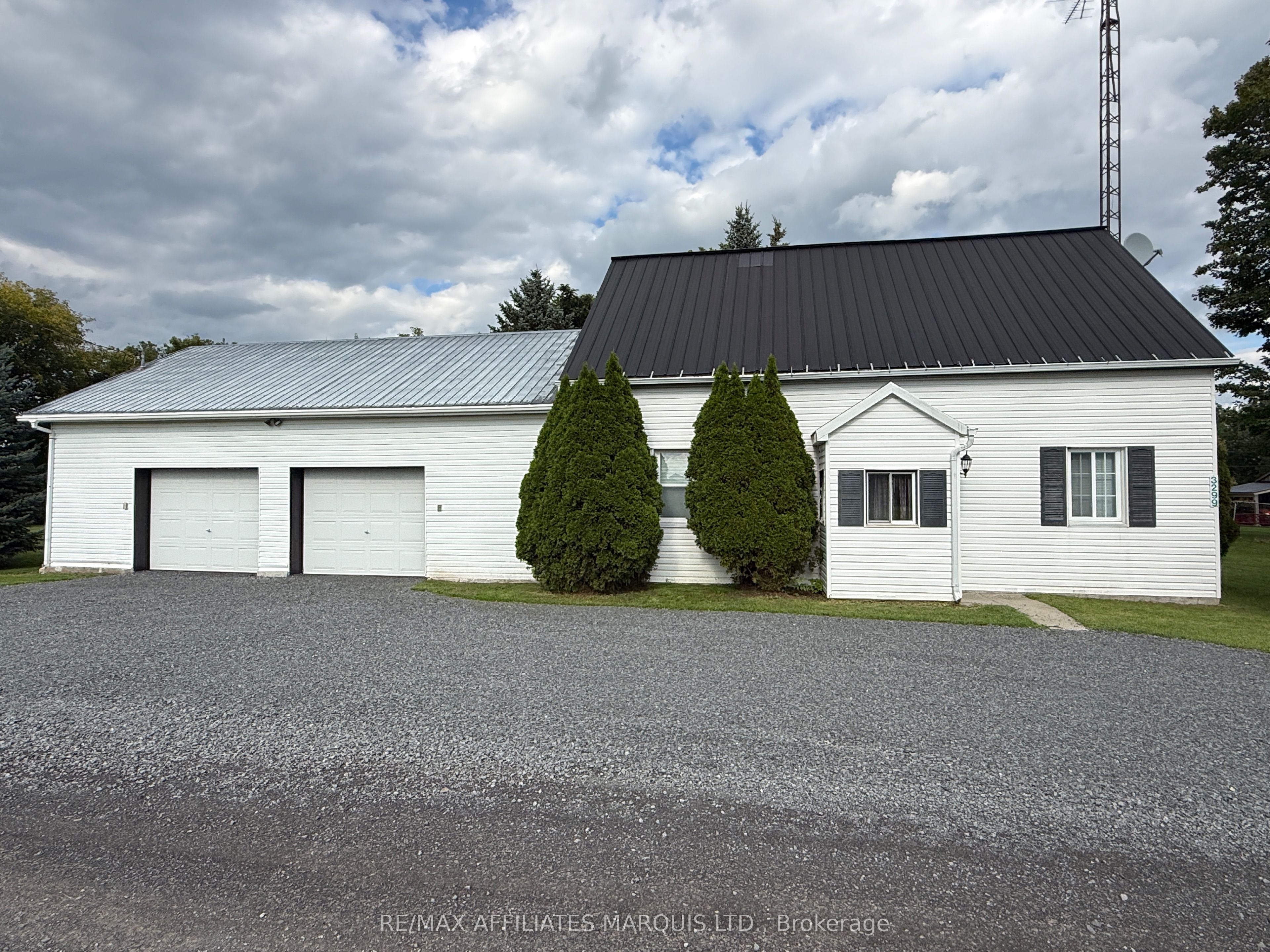3299 Hollister Road, North Dundas, ON K0C 2L0