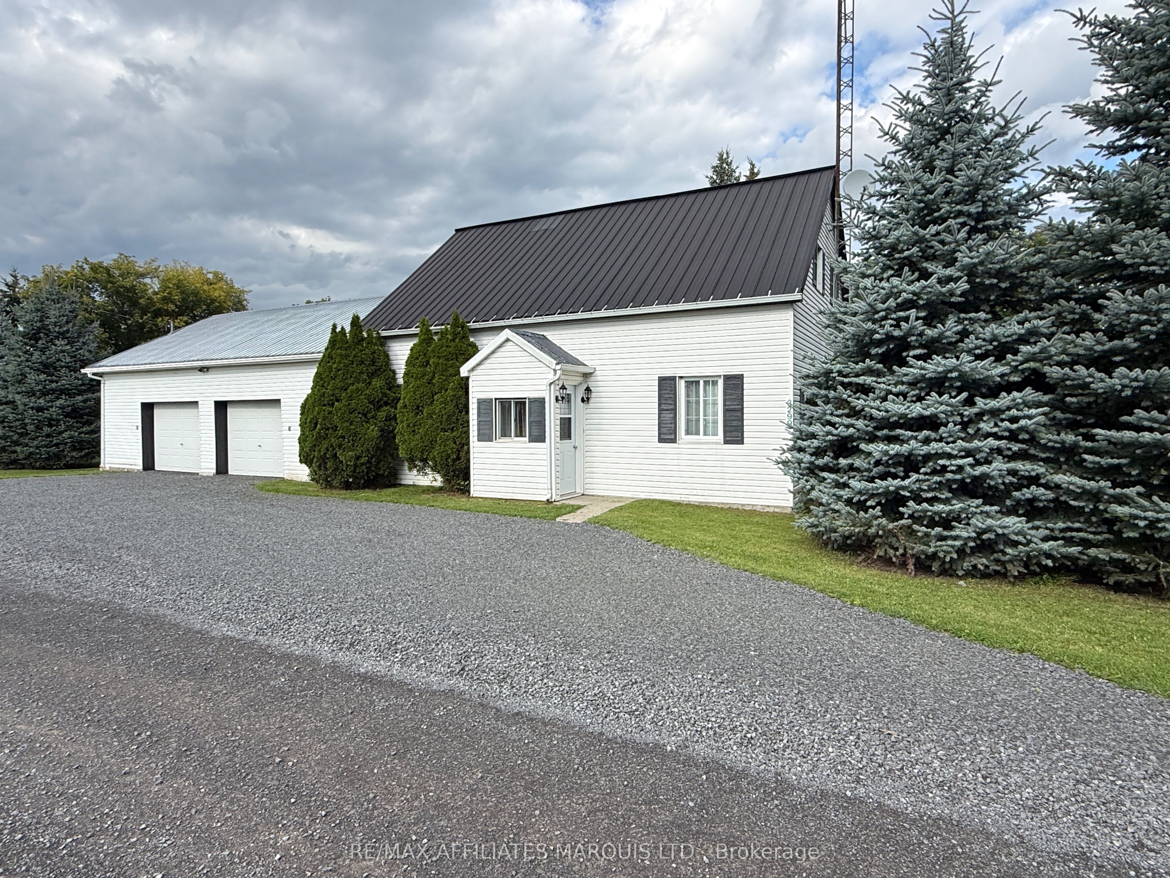 3299 Hollister Road, North Dundas, ON K0C 2L0 photo 2