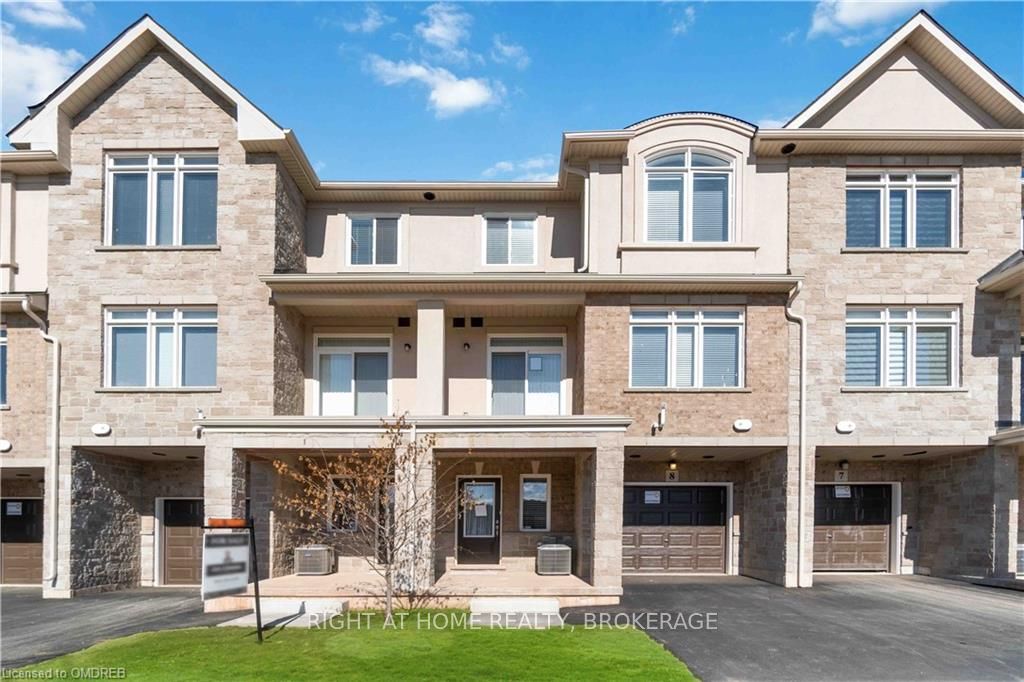 40 zinfandel Drive 8, Hamilton, ON L8E 0L1