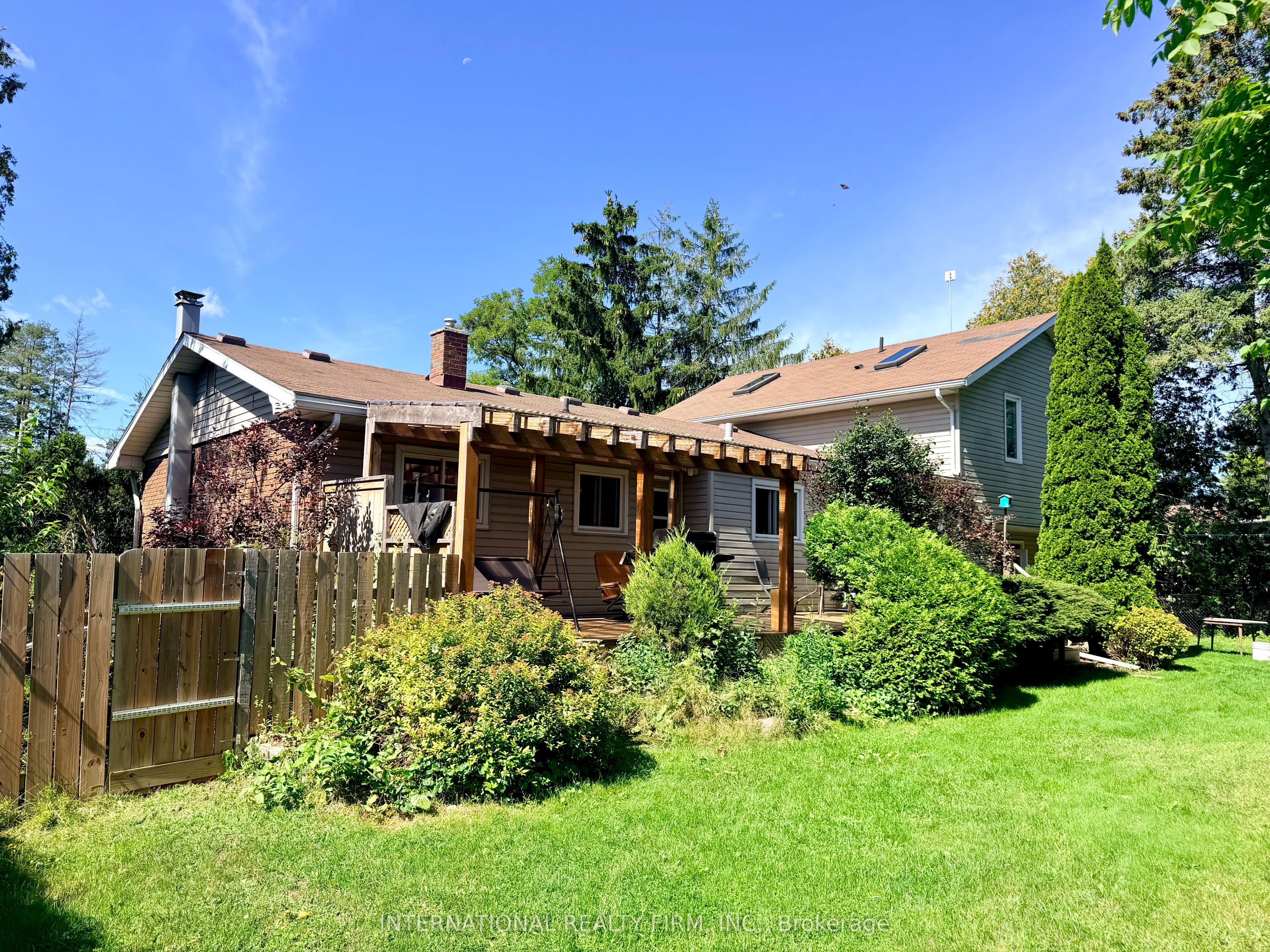 2601 Division Street, Hamilton Township, ON K9A 4J7 photo 2