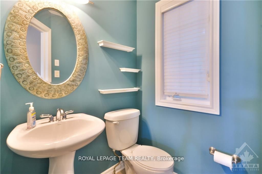 252 Tandalee Crescent, Kanata, ON K2M 0A1 photo 5