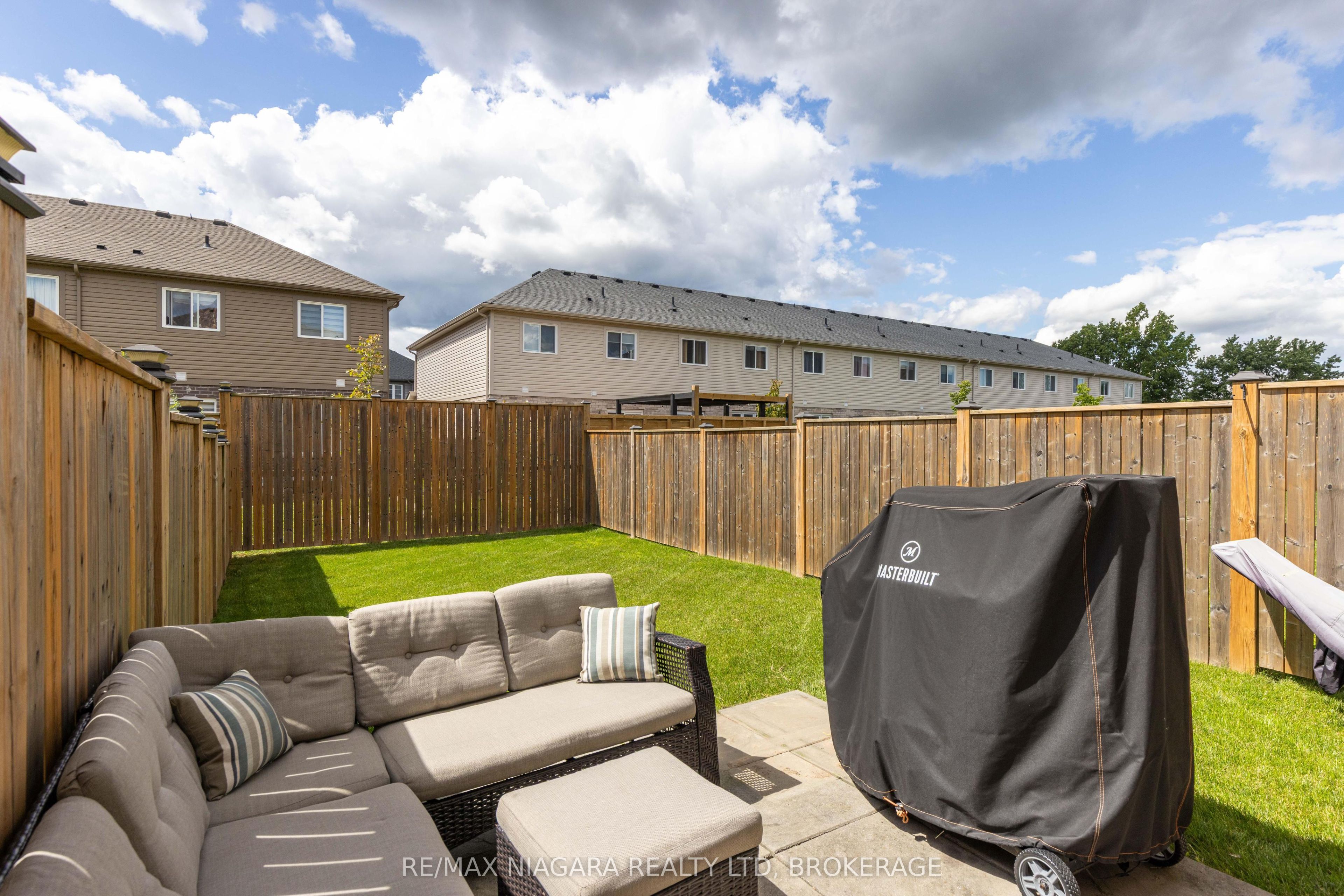 8073 Cole Court, Niagara Falls, ON L2G 0H8 photo 4