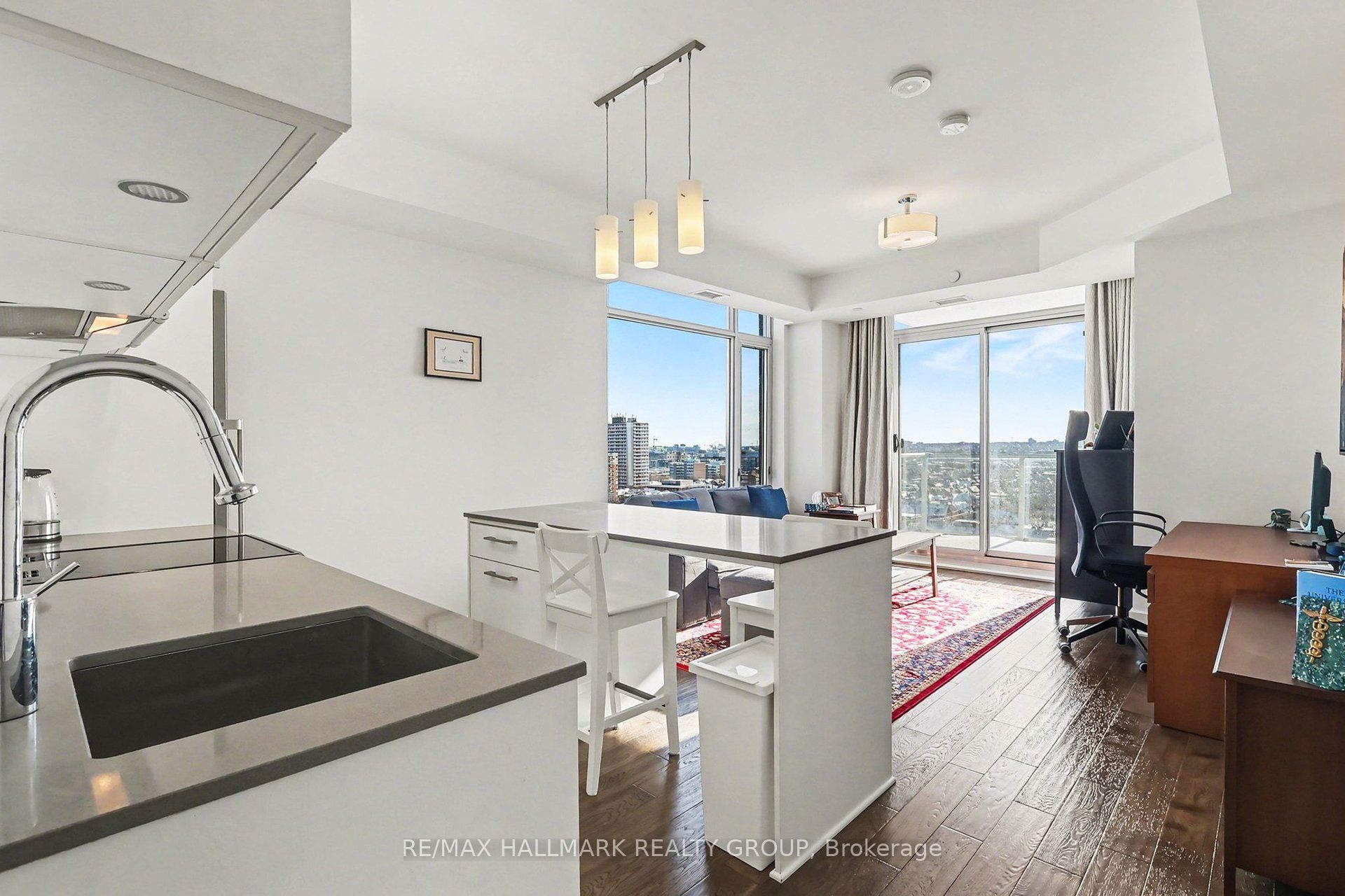 255 Bay Street 1412, Ottawa Centre, ON K1R 0C5 photo 3