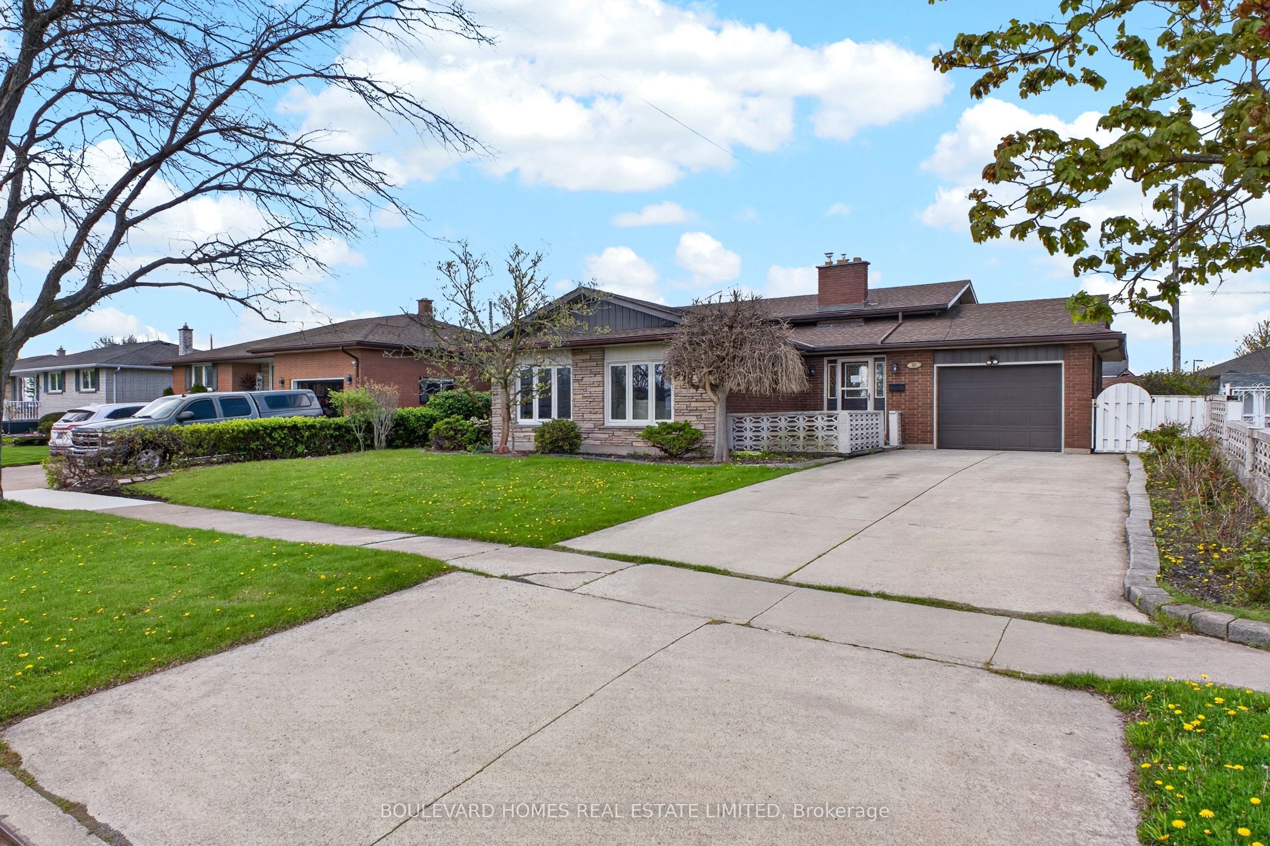 66 Watt Avenue, Welland, ON L3B 1J3