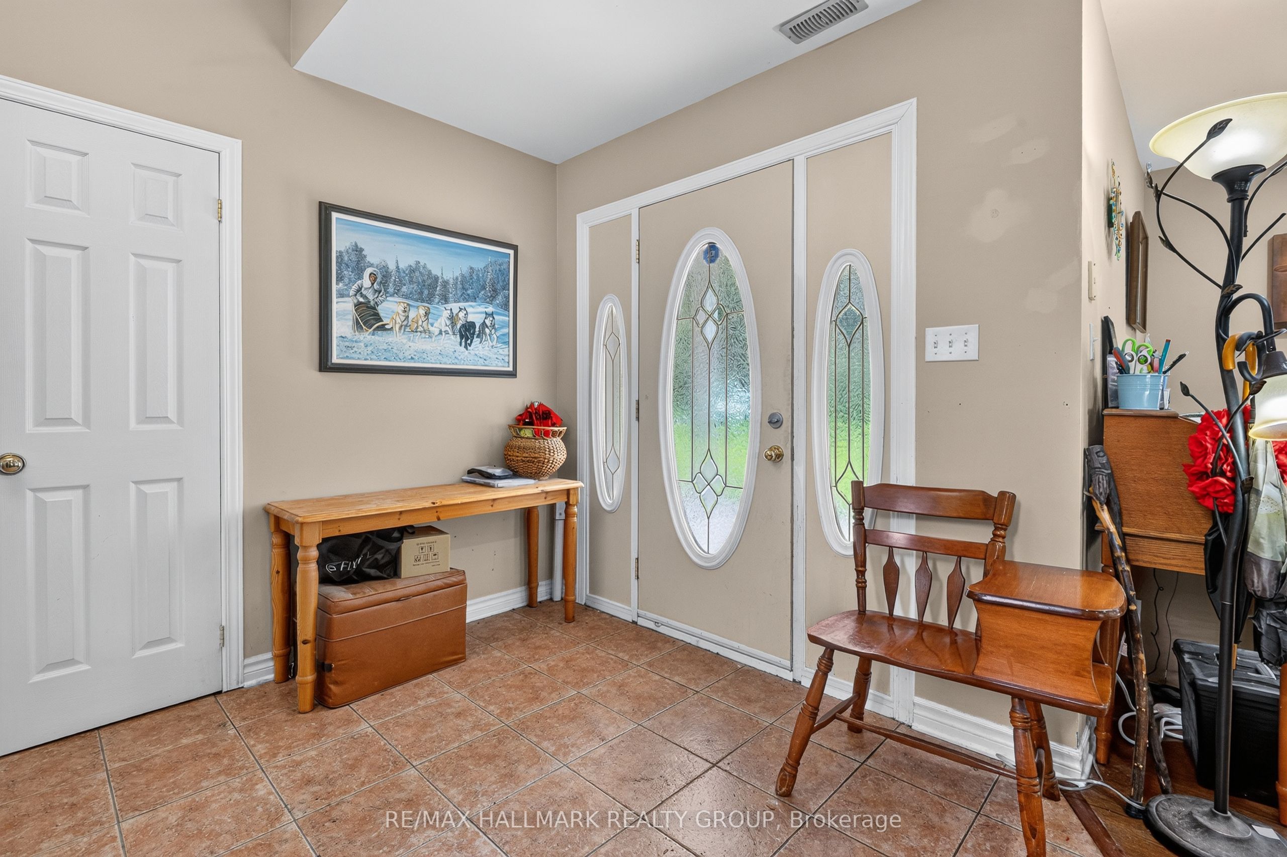 3212 Dukelow Road, Edwardsburgh/Cardinal, ON K0E 1X0 photo 2