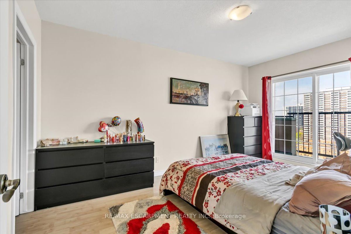135 James Street S 1503, Hamilton, ON L8P 2Z6 photo 4