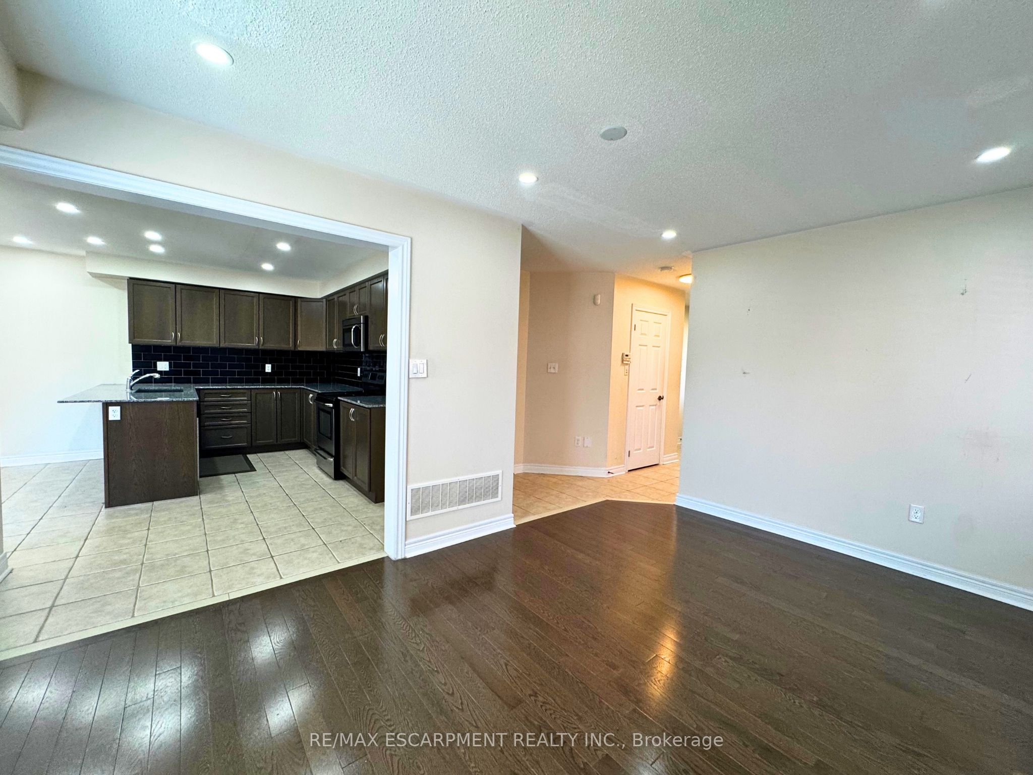 11 Keith Crescent, Niagara-on-the-Lake, ON L0S 1J0 photo 4