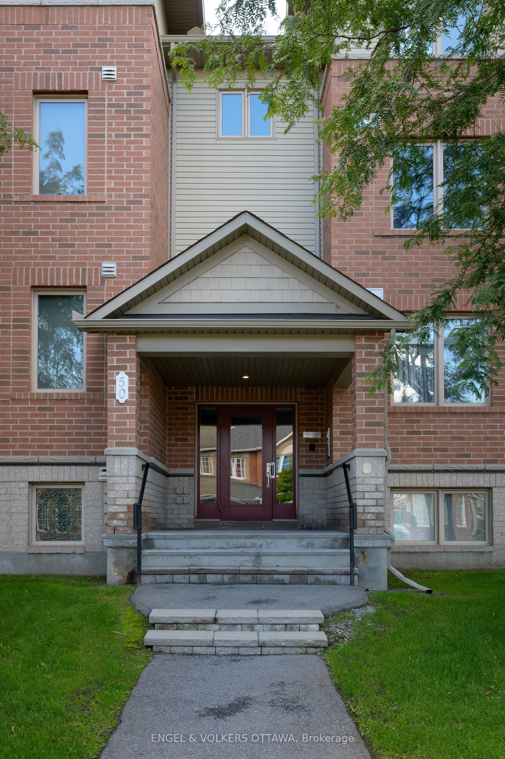 50 Barnstone Drive 7, Barrhaven, ON K2G 6X2 photo 3