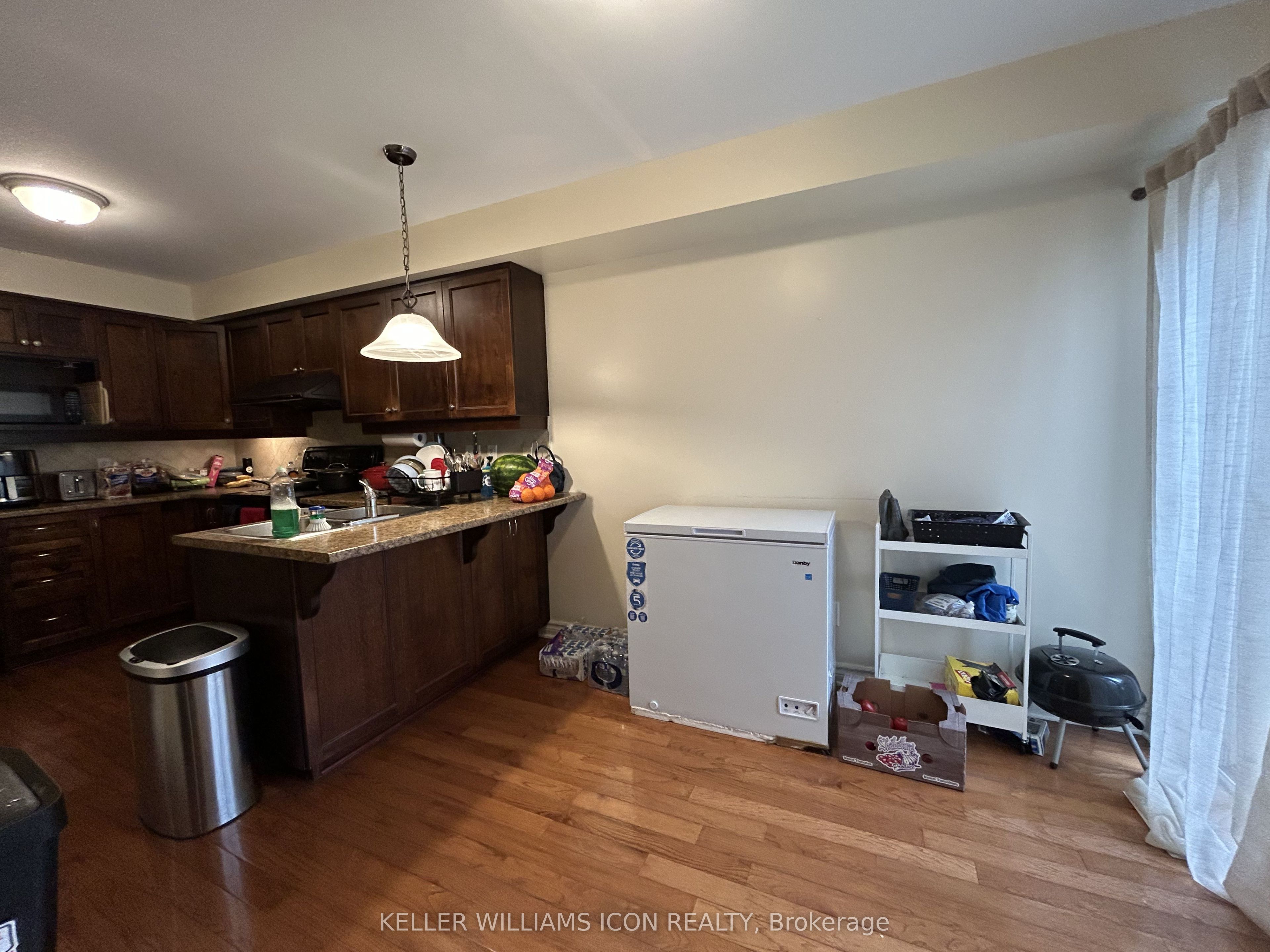 131 Goldwood Private, Barrhaven, ON K2J 0P4 photo 4