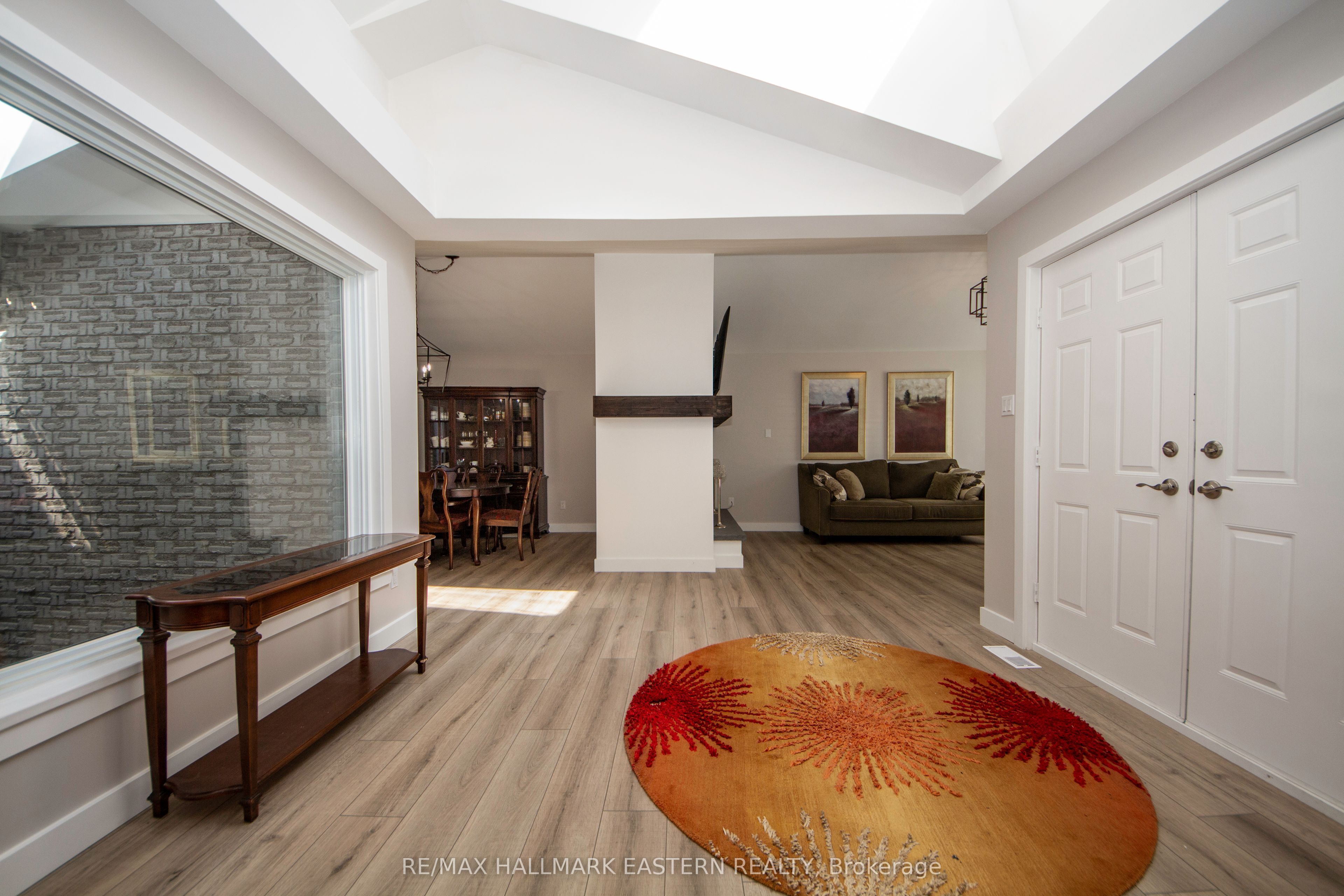 36 Russell Hill Road, Kawartha Lakes, ON K0M 1A0 photo 3