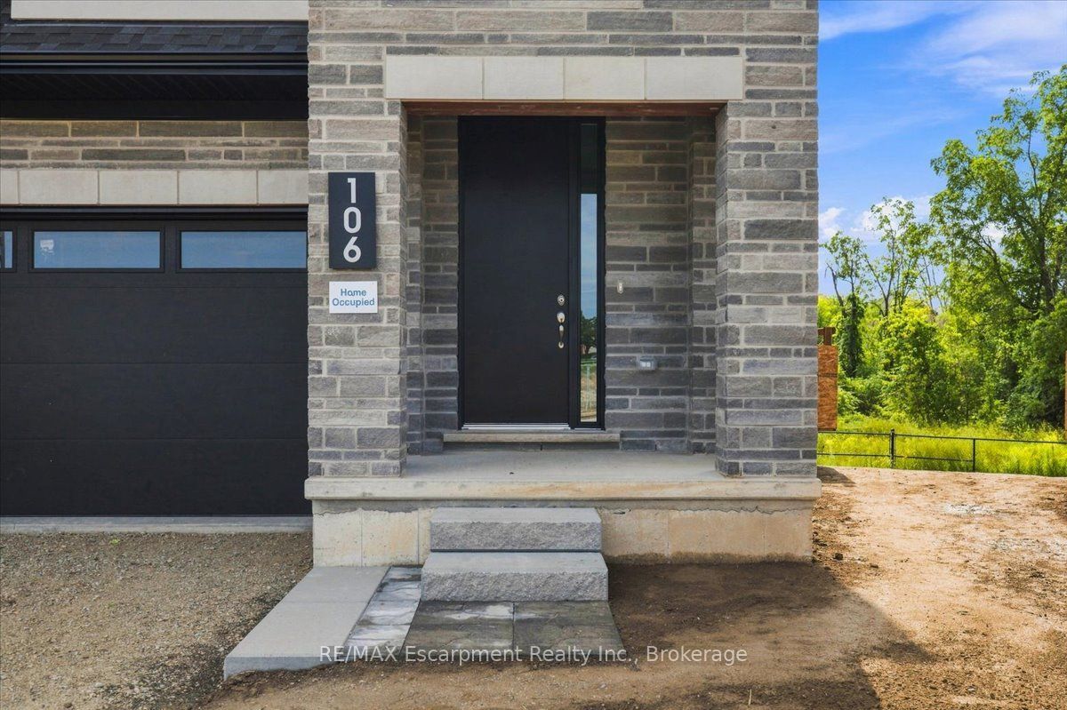 106 Valley Trail Place, Hamilton, ON L8B 2A2 photo 4
