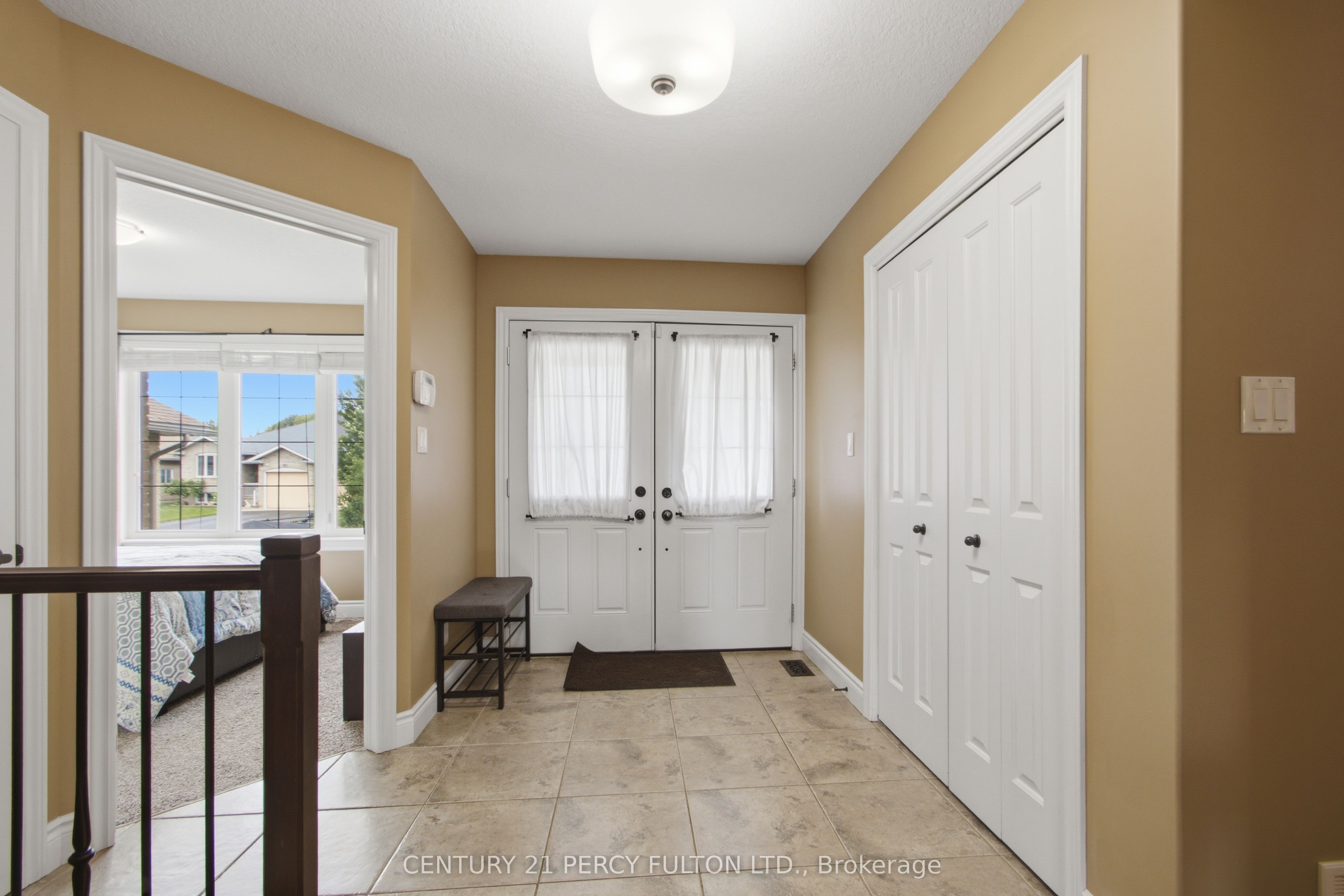 28 Freedom Crescent, Quinte West, ON K8V 0C1 photo 5