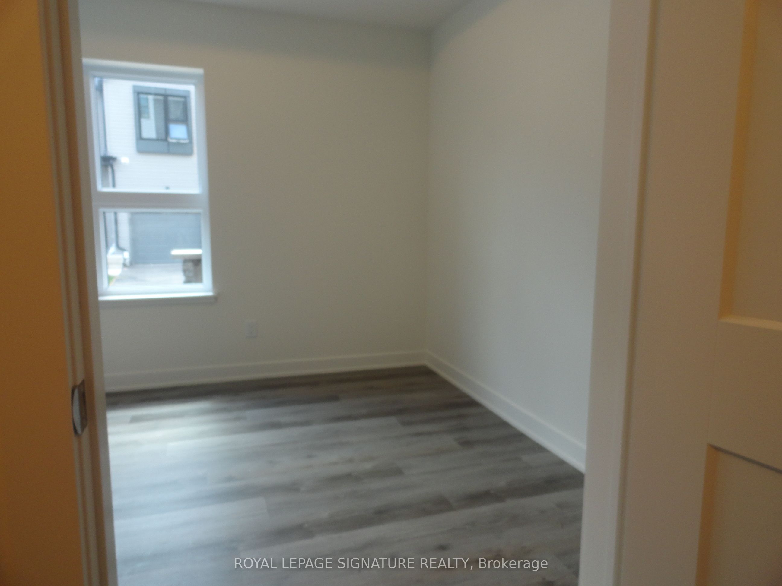 110 Fergus Avenue 112, Kitchener, ON N2A 2H2 photo 5