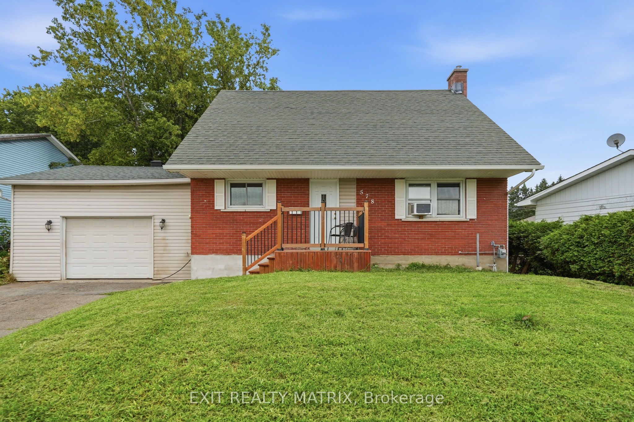 578 James Street, Hawkesbury, ON K6A 1T9 photo 3