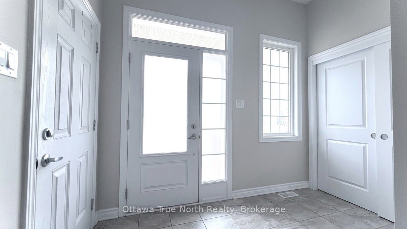150 Westover Crescent, Kanata, ON K2T 0K6 photo 3