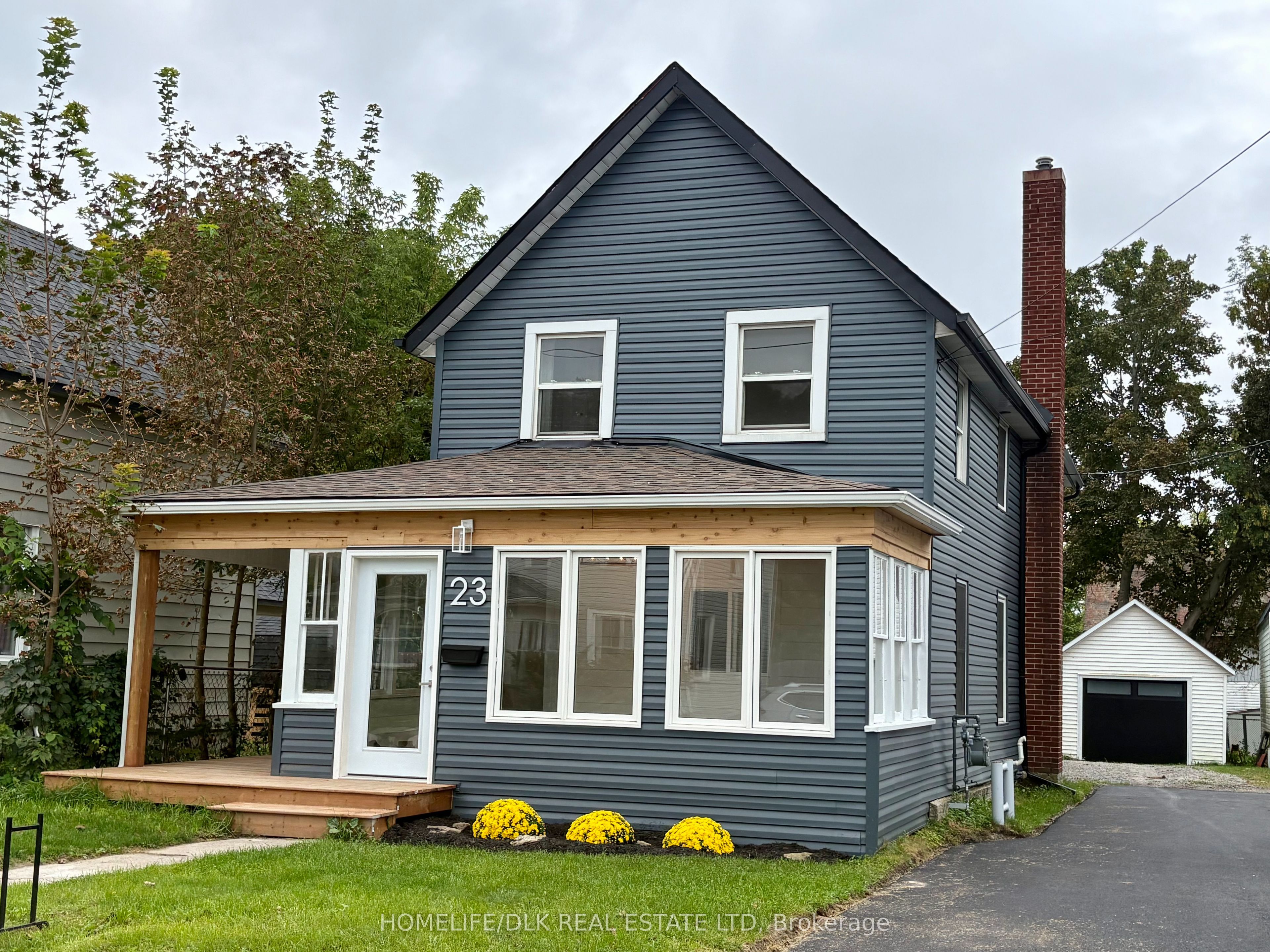 23 Strathcona Street, Smiths Falls, ON K7A 1V8