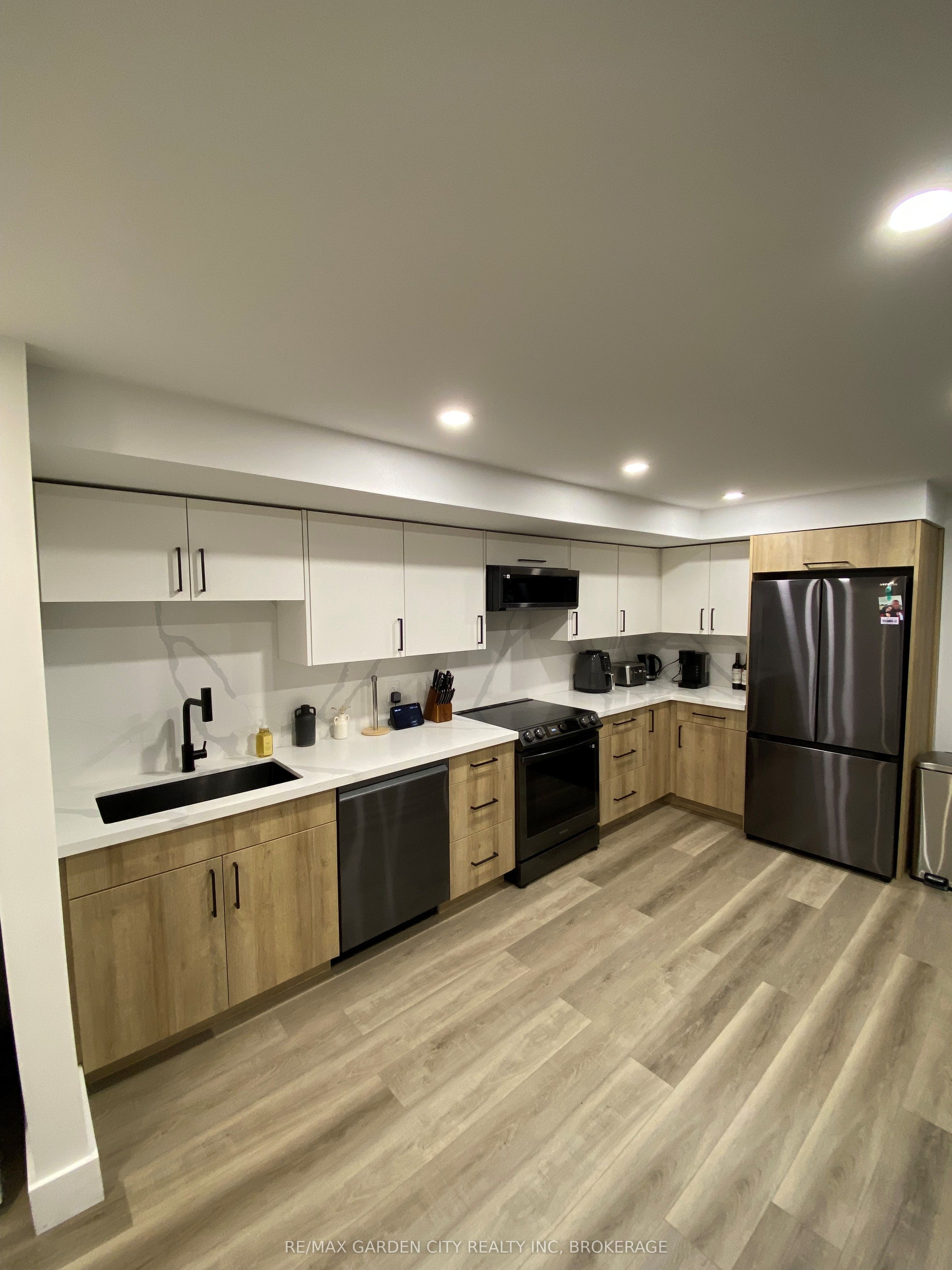 618 Clare Avenue LOWER, Welland, ON L3C 3C1 photo 5