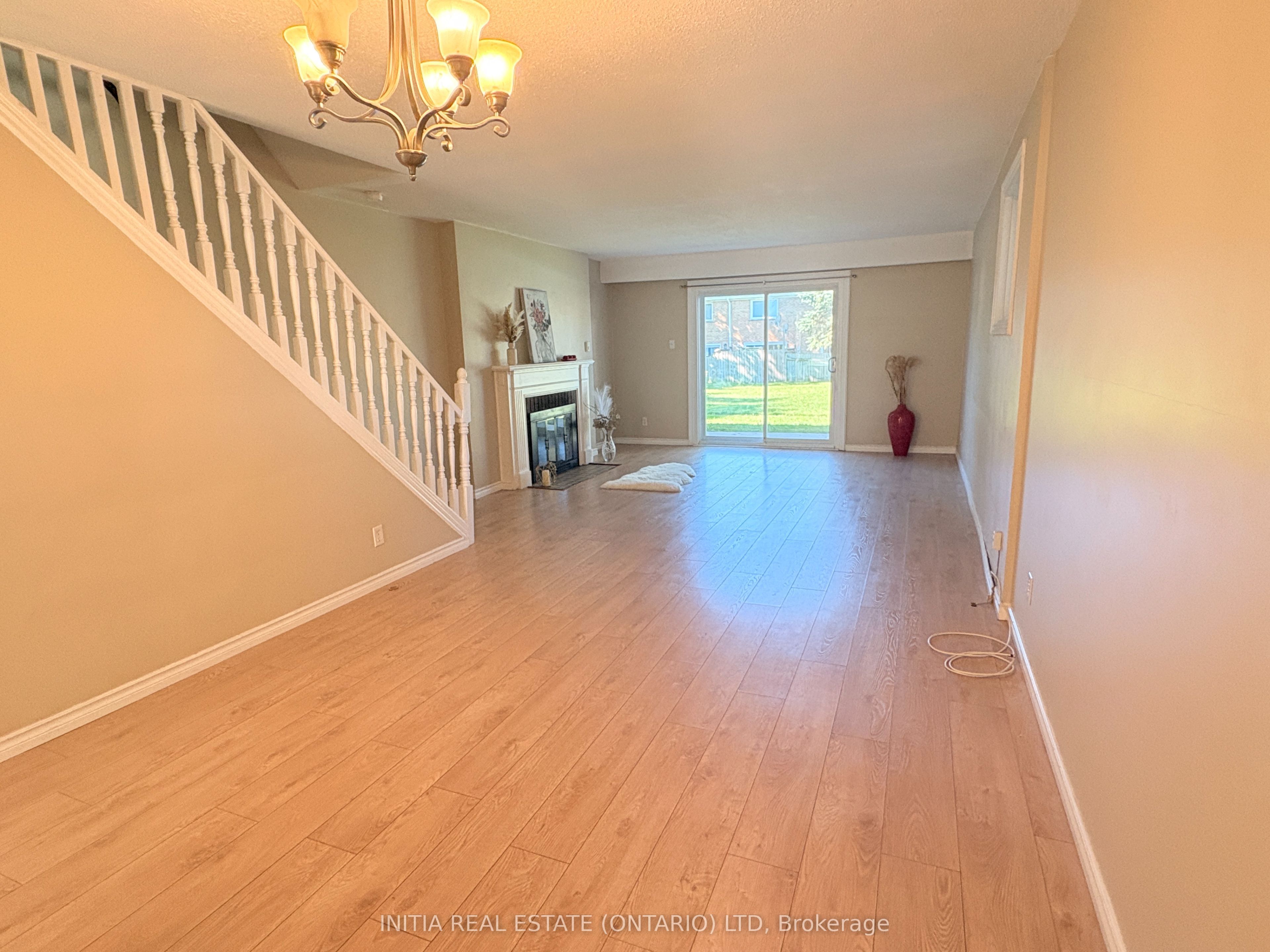 47 Arbour Glen Crescent, London East, ON N5Y 1Z9 photo 2