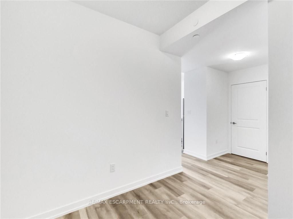 470 DUNDAS Street E 1008, Hamilton, ON L8B 2A6 photo 3