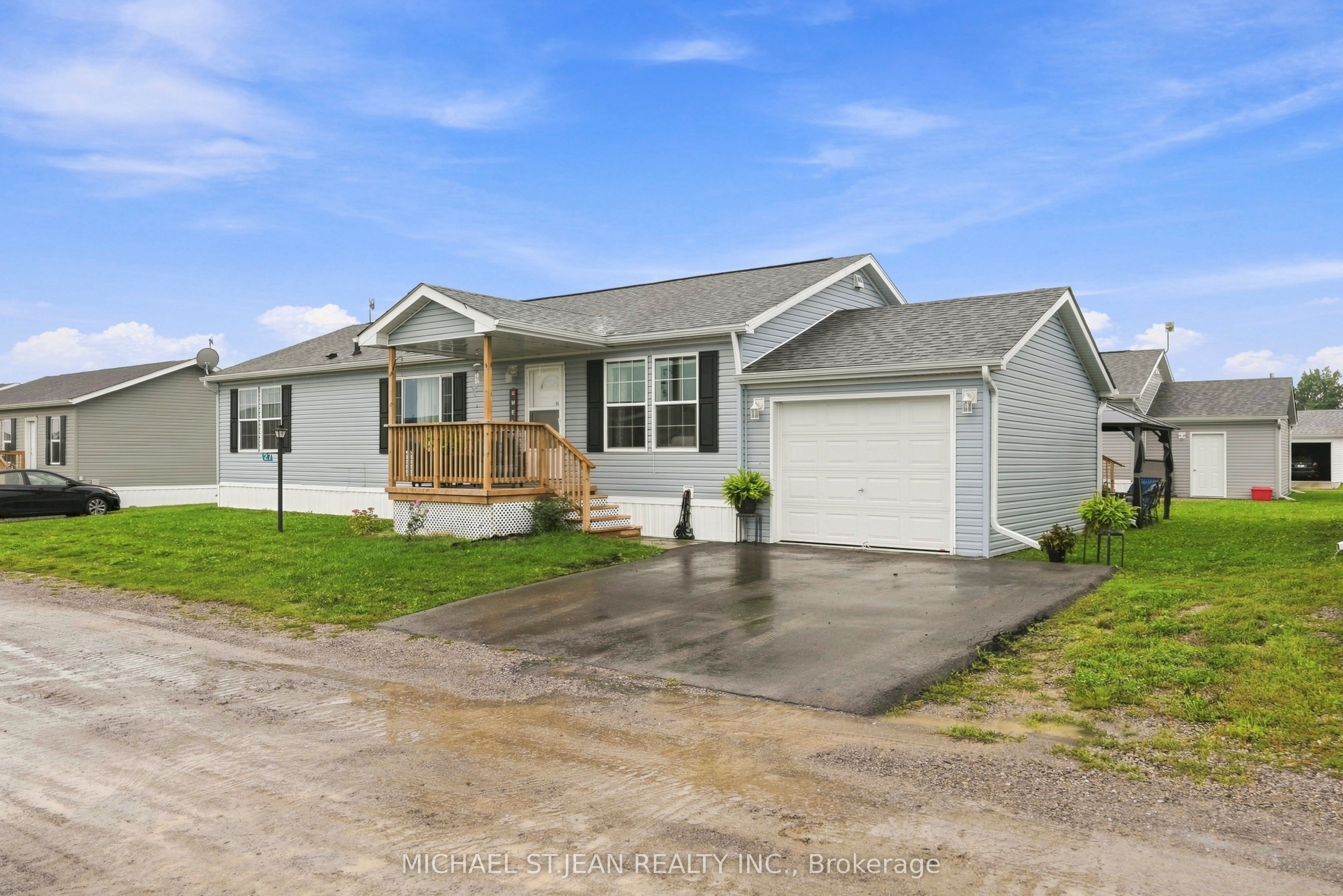 27 Hickory Hollow, Haldimand, ON N0A 1P0 photo 3