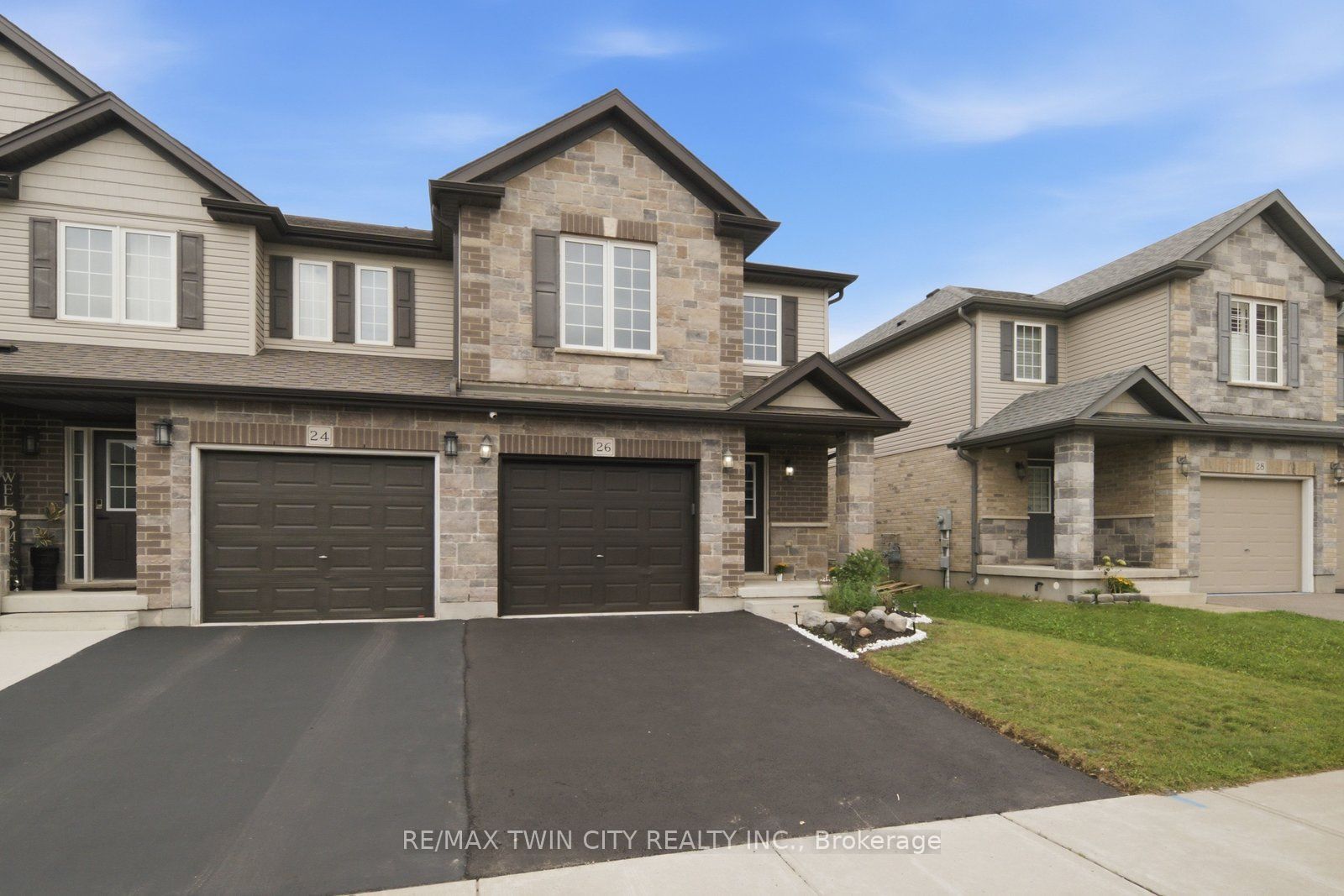 26 Newstead Road, Brant, ON N3L 0G3 photo 2