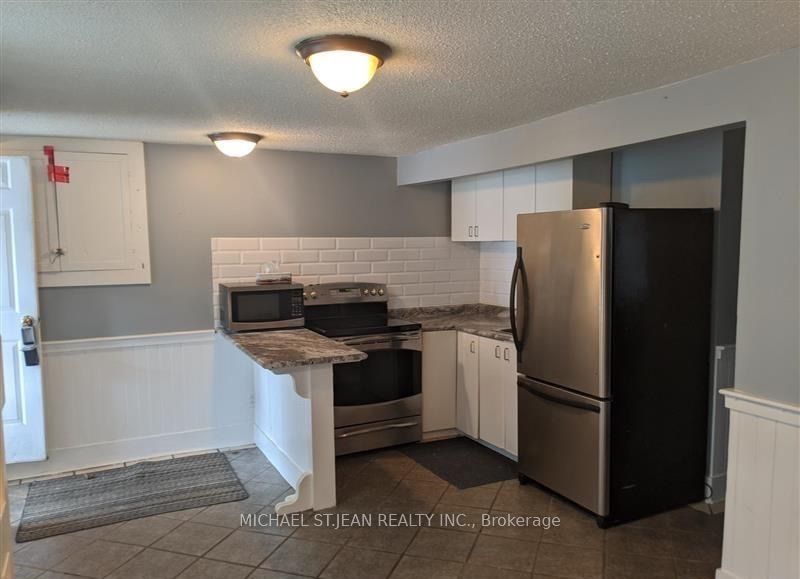 98 West Avenue N Lower Unit, Hamilton, ON L8L 5C3 photo 4
