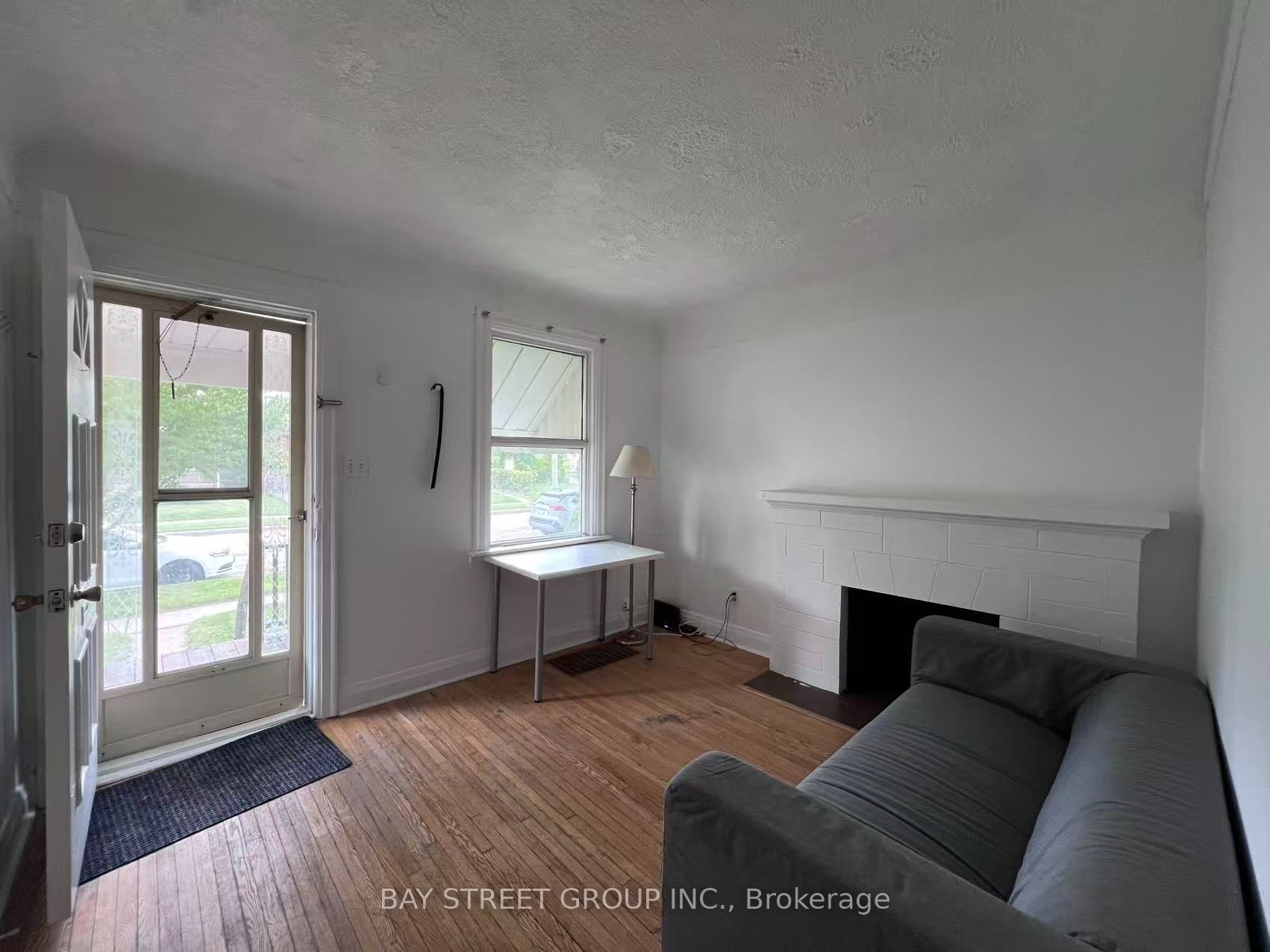 125 Broadway Avenue, Hamilton, ON L8S 2W2 photo 4