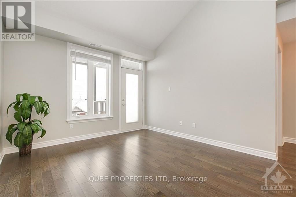 40 Tayside Private Unit G, Barrhaven, ON K2J 2T3 photo 3