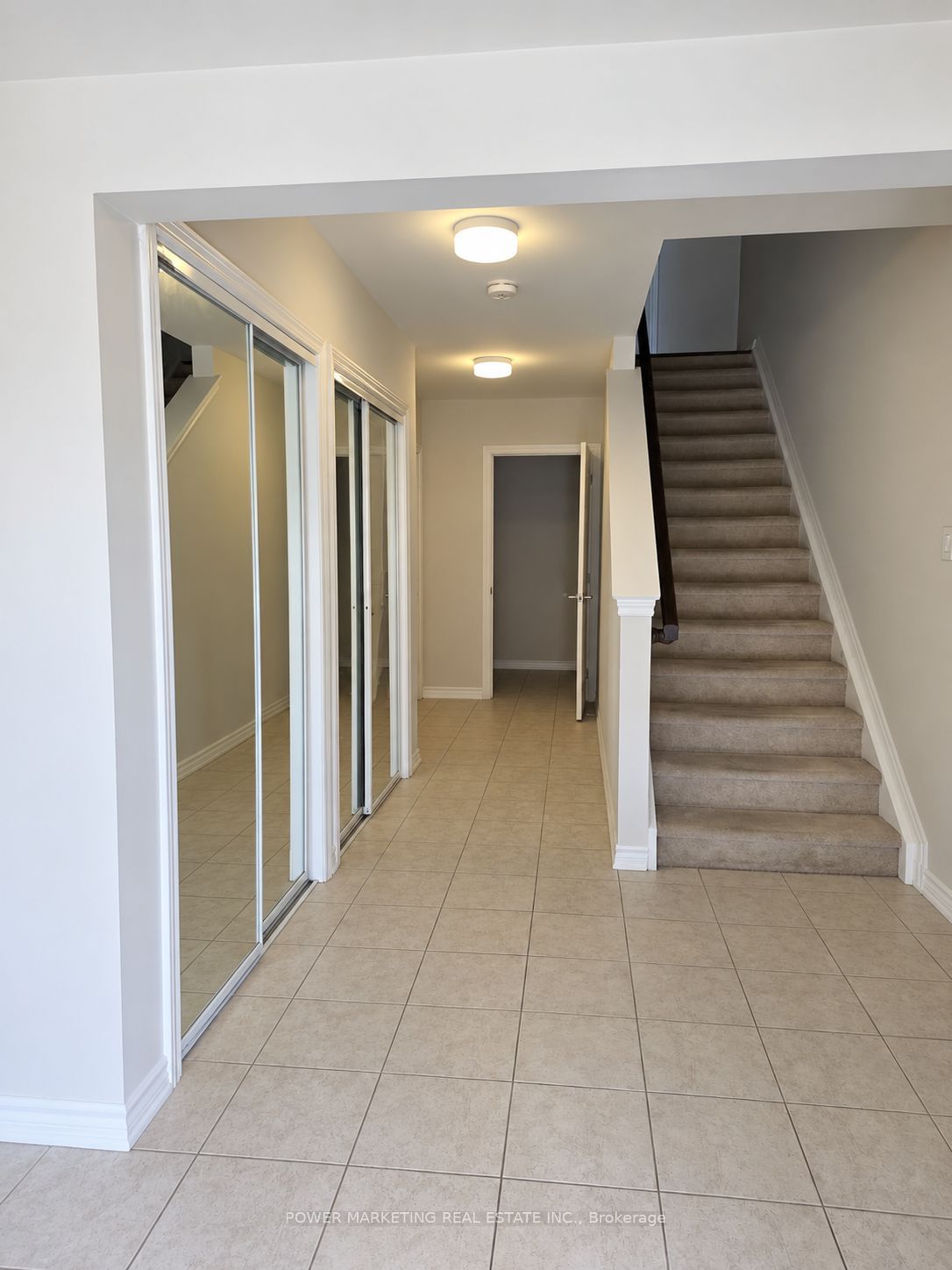 502 RYE GRASS Way, Barrhaven, ON K2C 3H2 photo 2