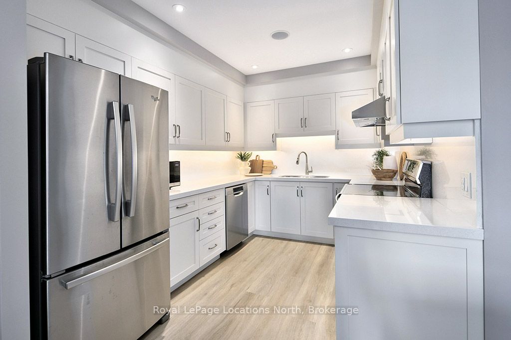 25 Beaver Street S 304, Blue Mountains, ON N0H 2P0 photo 5