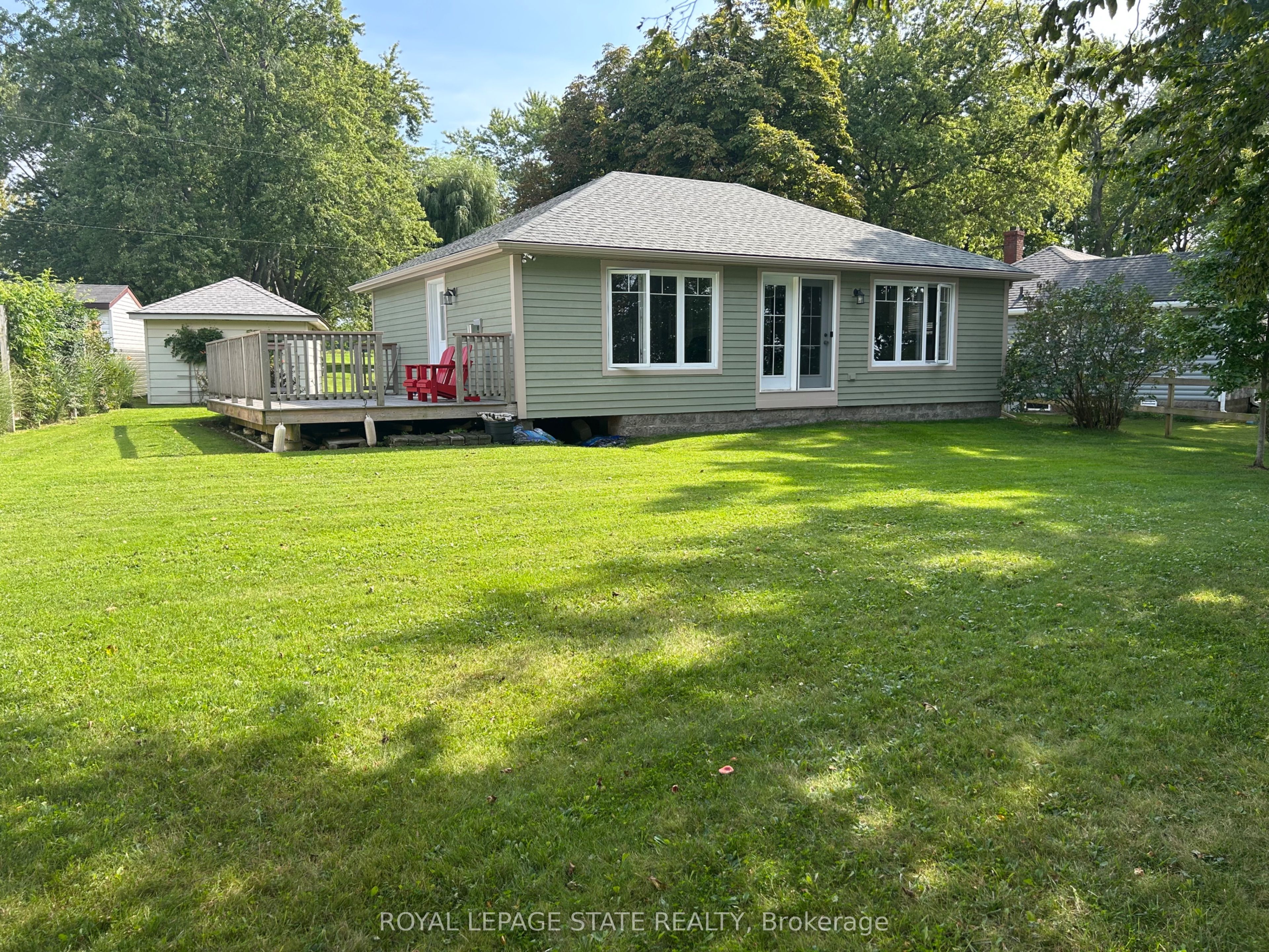 23 Upper Mohawk Point, Haldimand, ON N0A 1K0