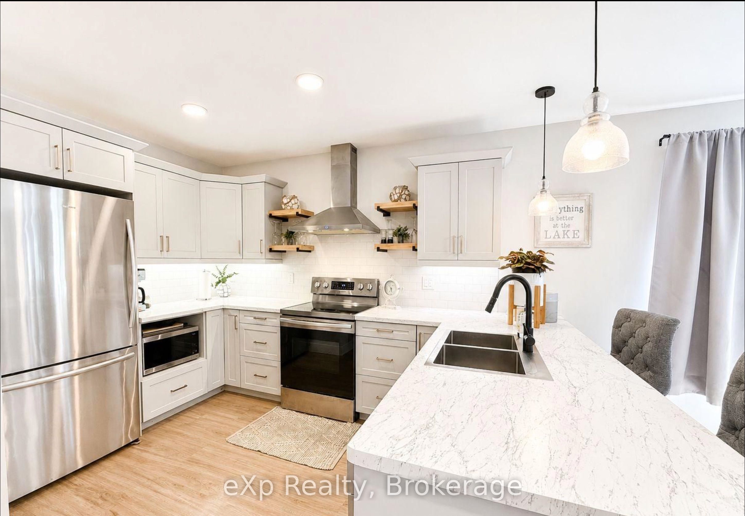 340 Nelson Street A Upper, Kincardine, ON N2Z 1X7 photo 4