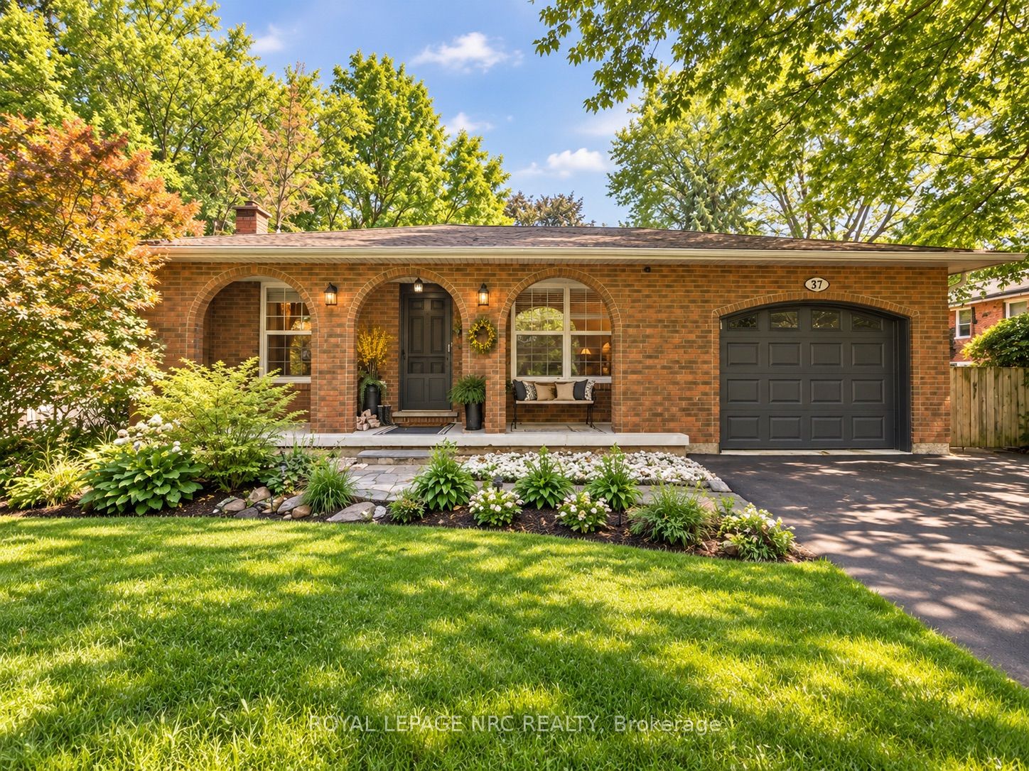 37 Spruceside Crescent, Pelham, ON L3E 0G1